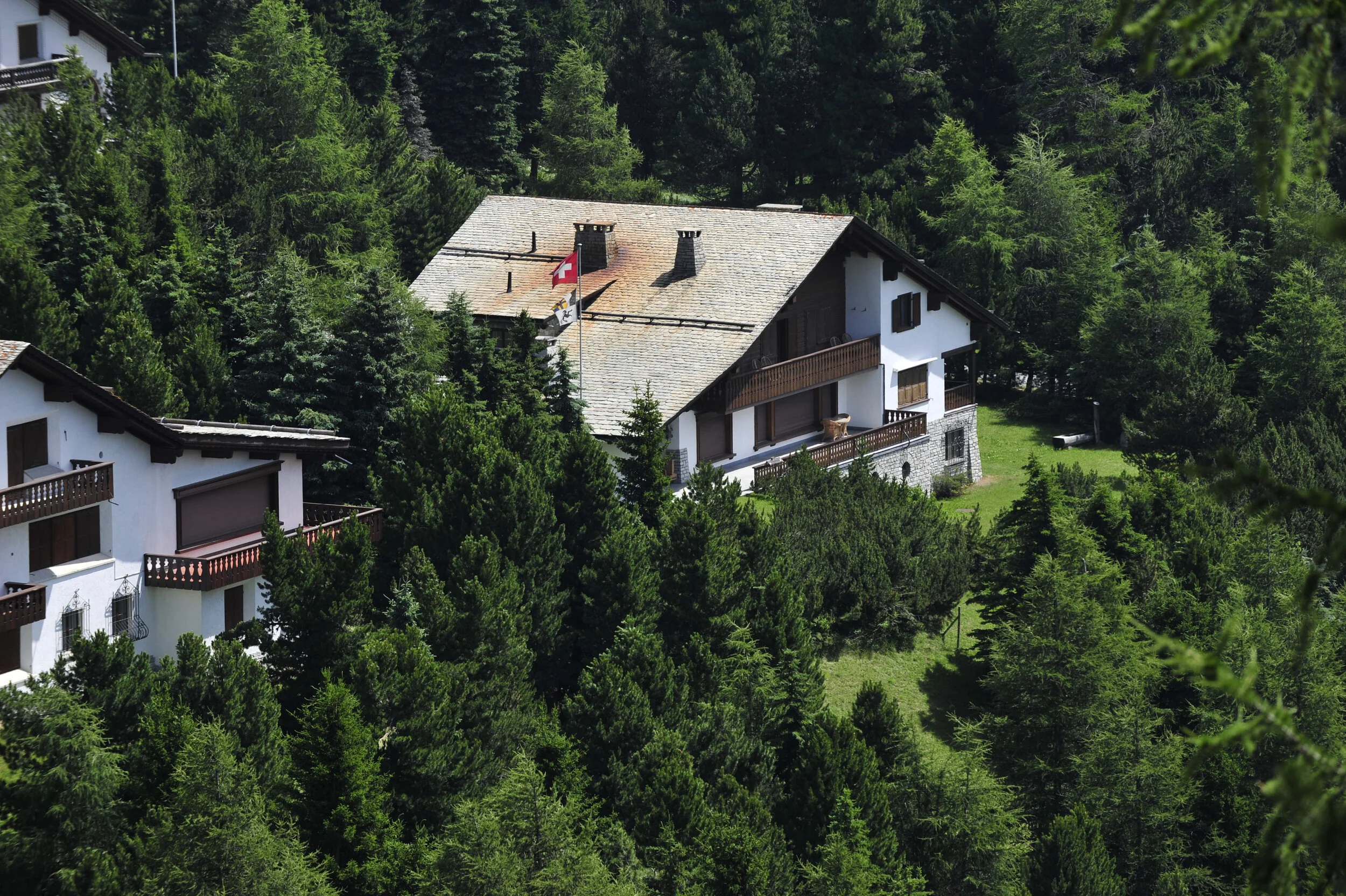  Villa La Müstalia in the Swiss alpine resort of St. Moritz. Foto: fotoswiss.com 