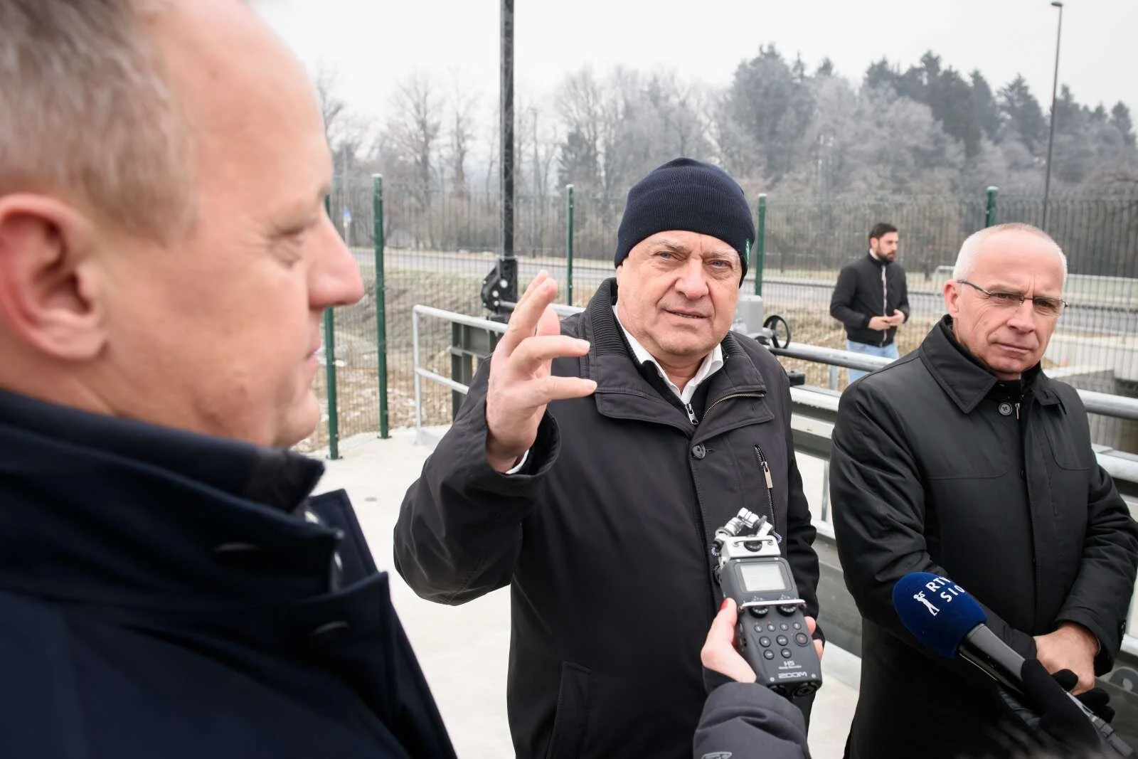  Ljubljanski župan Zoran Janković je med drugim ocenil, da v Ljubljani primanjkuje okoli 3000 javnih najemnih stanovanj.&nbsp;Foto: Nebojša Tejić/STA 