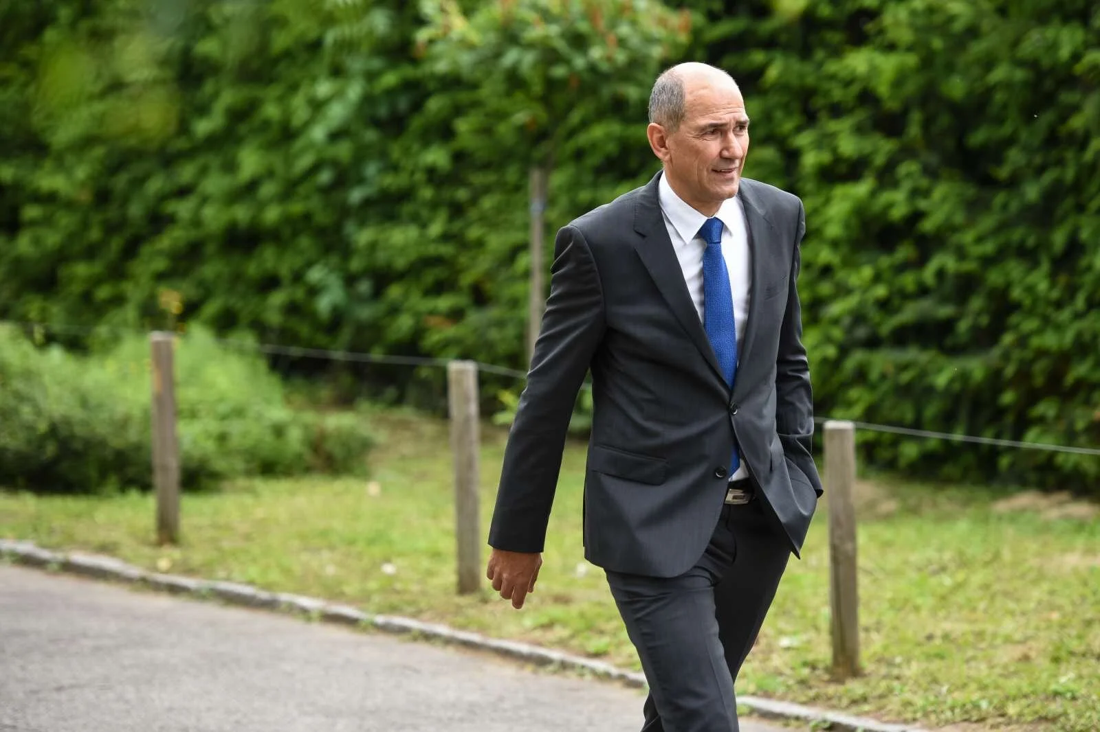  Predsednik vlade Janez Janša se je 14. maja udeležil prve seje strateškega sveta za socialno politiko, ki ga vodi evropska poslanka Romana Tomc. Foto: Nebojša Tejić/STA 