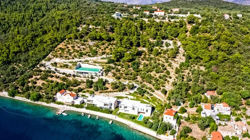  Podjetje je od države prejelo najmanj 3,5 milijona evrov zaradi vlaganja v »turistične objekte«. Foto: Oštro 