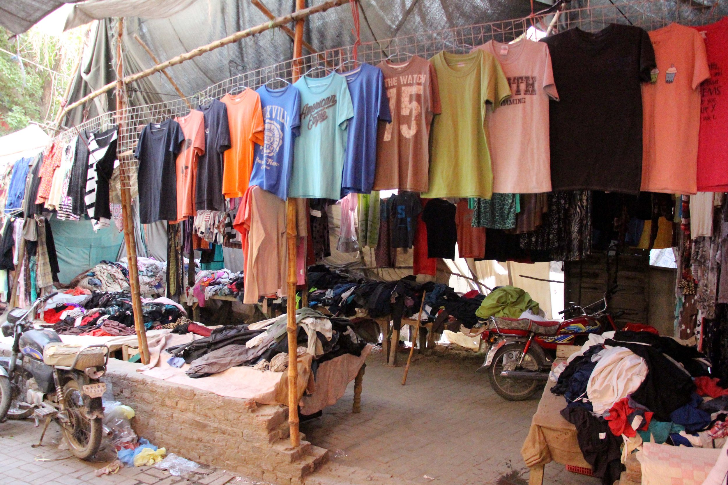  Oštro’s backpack travelled from Moravske Toplice to Pakistan, the most common destination country for second-hand clothing from the EU. Photo: Adil Jawad 