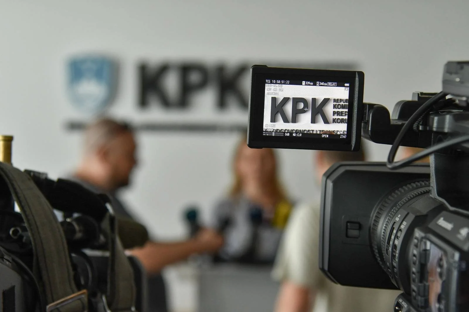 Detektor premoženja: KPK letos trem poslancem izdala opomine glede omejitev poslovanja