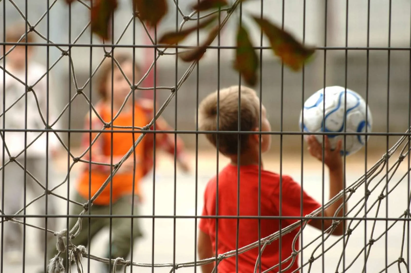  Na zbornici kliničnih psihologov so pojasnili, da so razlike med otroki posledica interakcije med njihovimi biološkimi danostmi in drugimi dejavniki, kot so družina, prijatelji in druge pomembne osebe, ter širšimi kulturnimi dejavniki. Foto: Domen Grögl/STA 