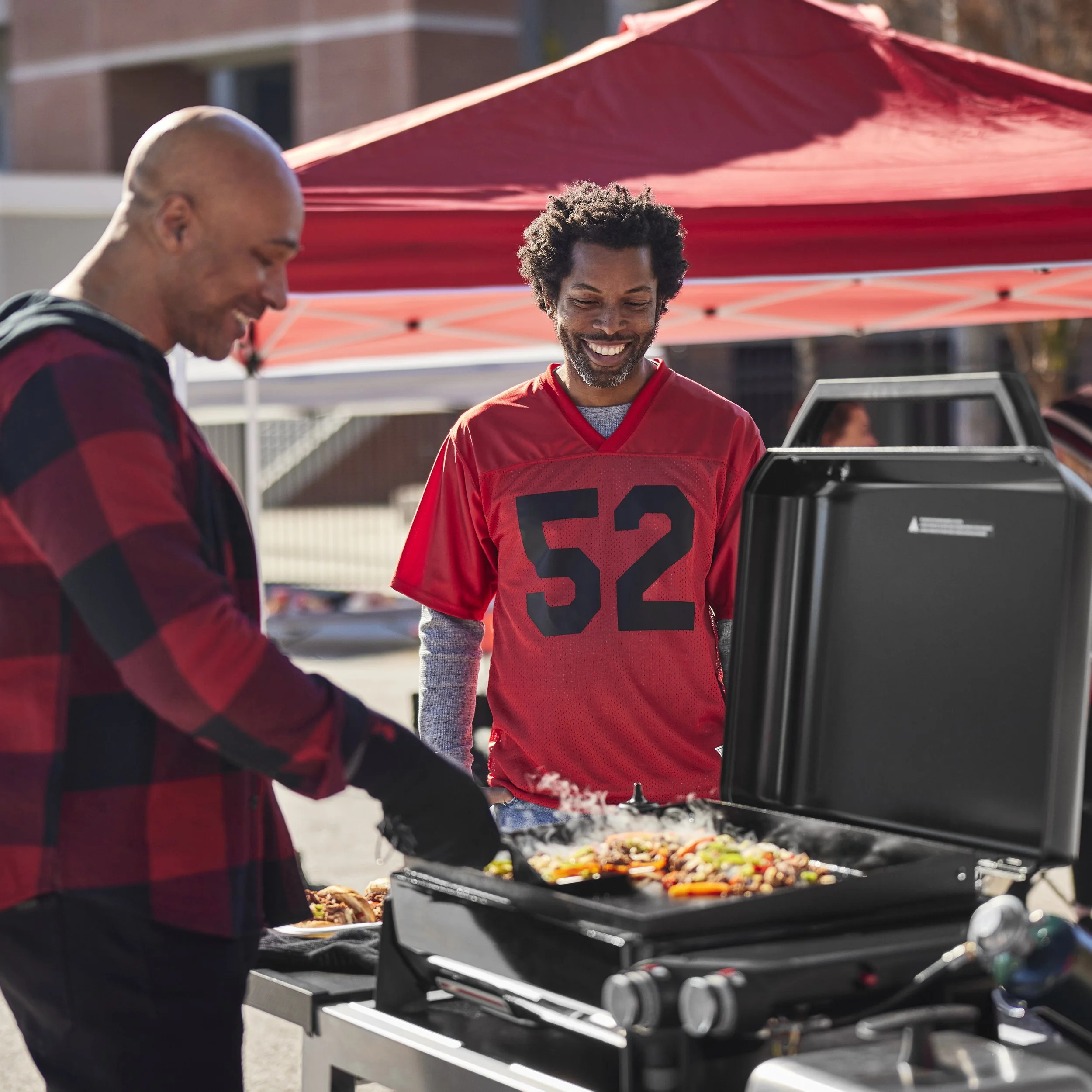 1500213_TRAVELER_22_GRIDDLE_FOOD_2402_1x1.jpg