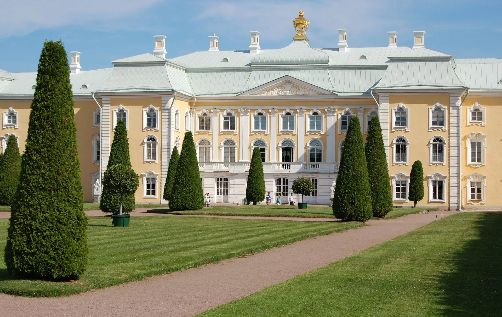 Baltic__Peterhof Palace.jpg