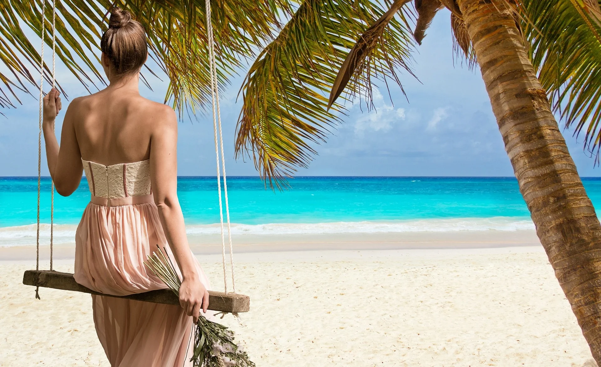 Mexico-Woman Swing.jpg