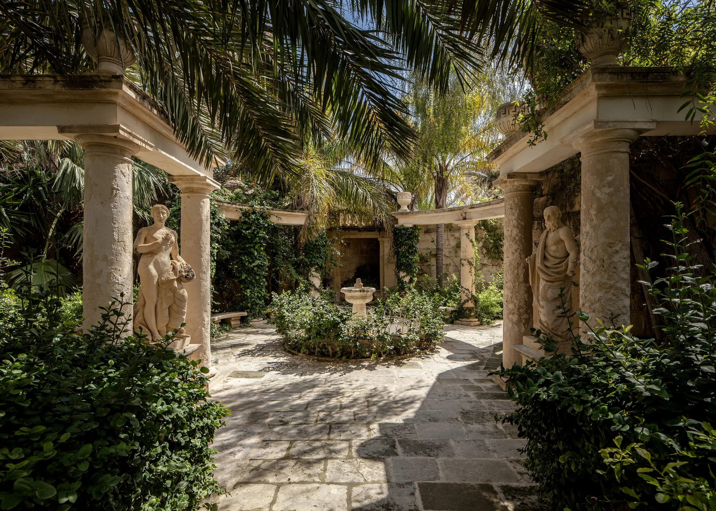 Casa Bonavita_HIGH RES_16 copy.jpg