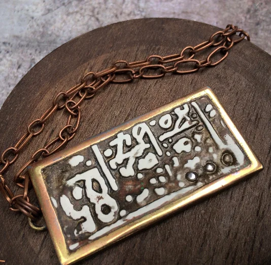 organic necklace.jpg