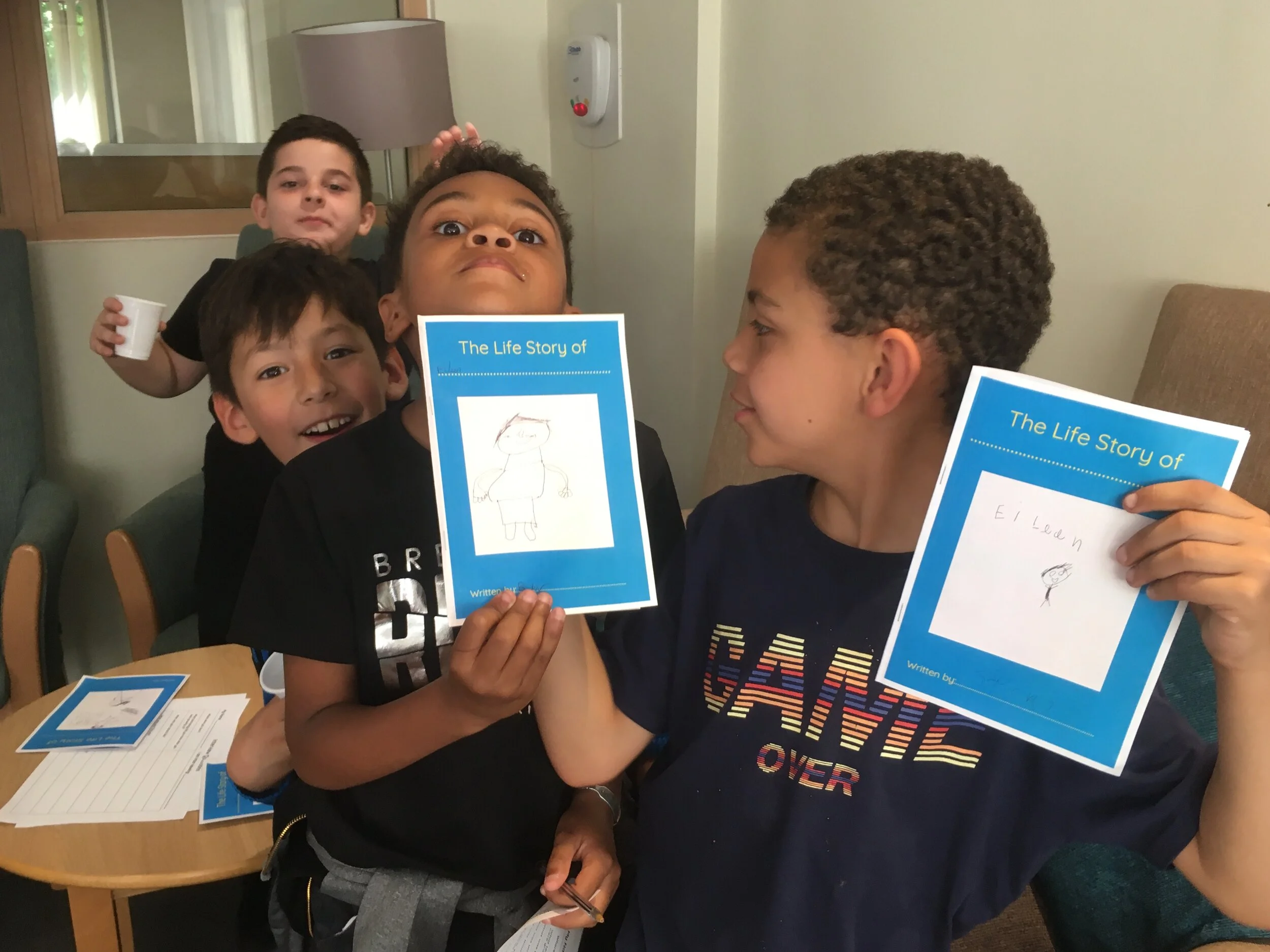 6 fun intergenerational activities to try over the phone with children