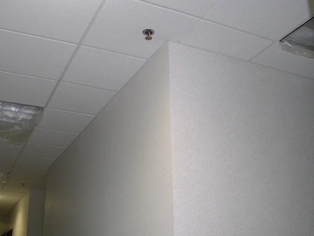 eliminator-track-installation-details-90-degree-corner.jpg