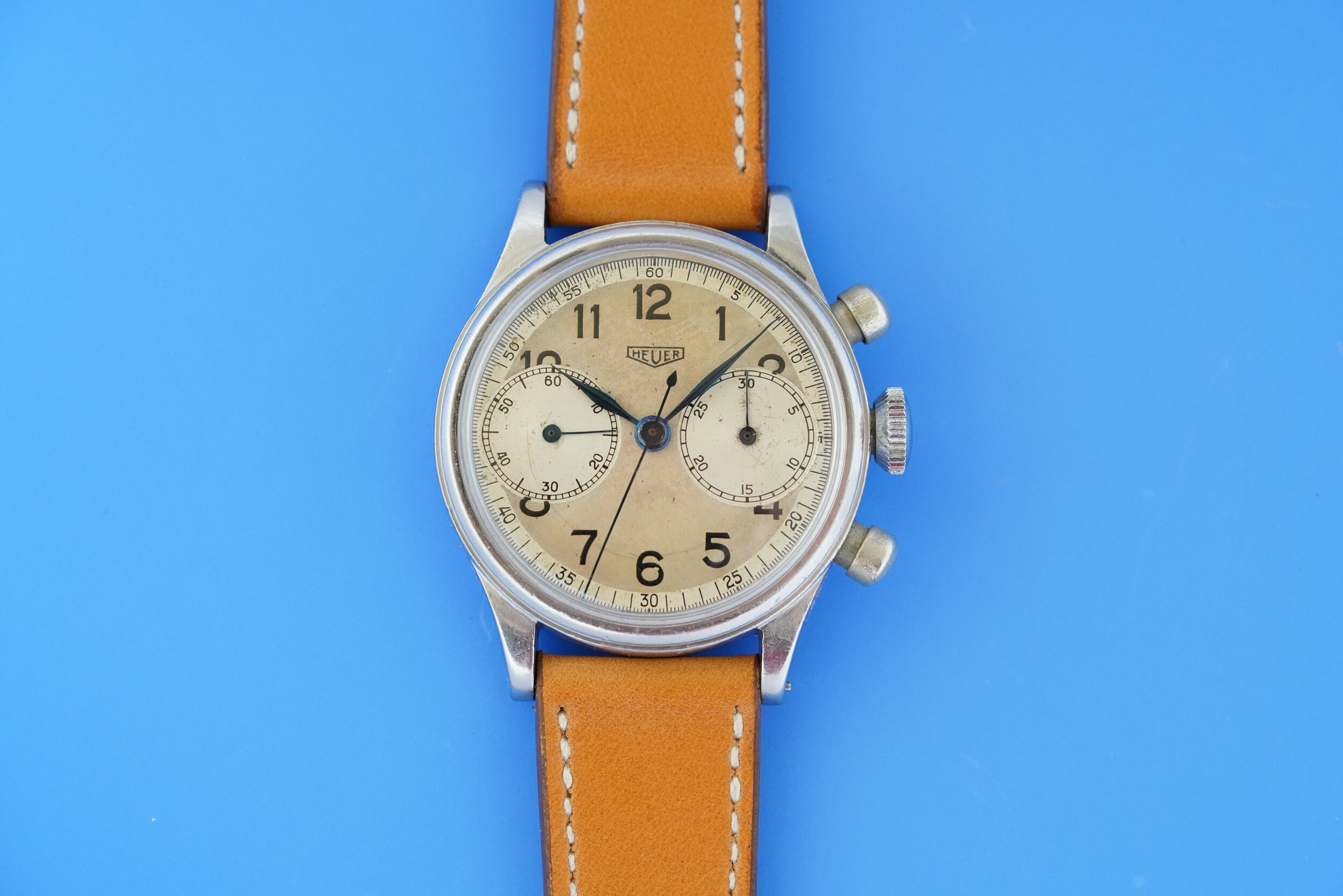 Heuer 1940s Chrono-01.jpg