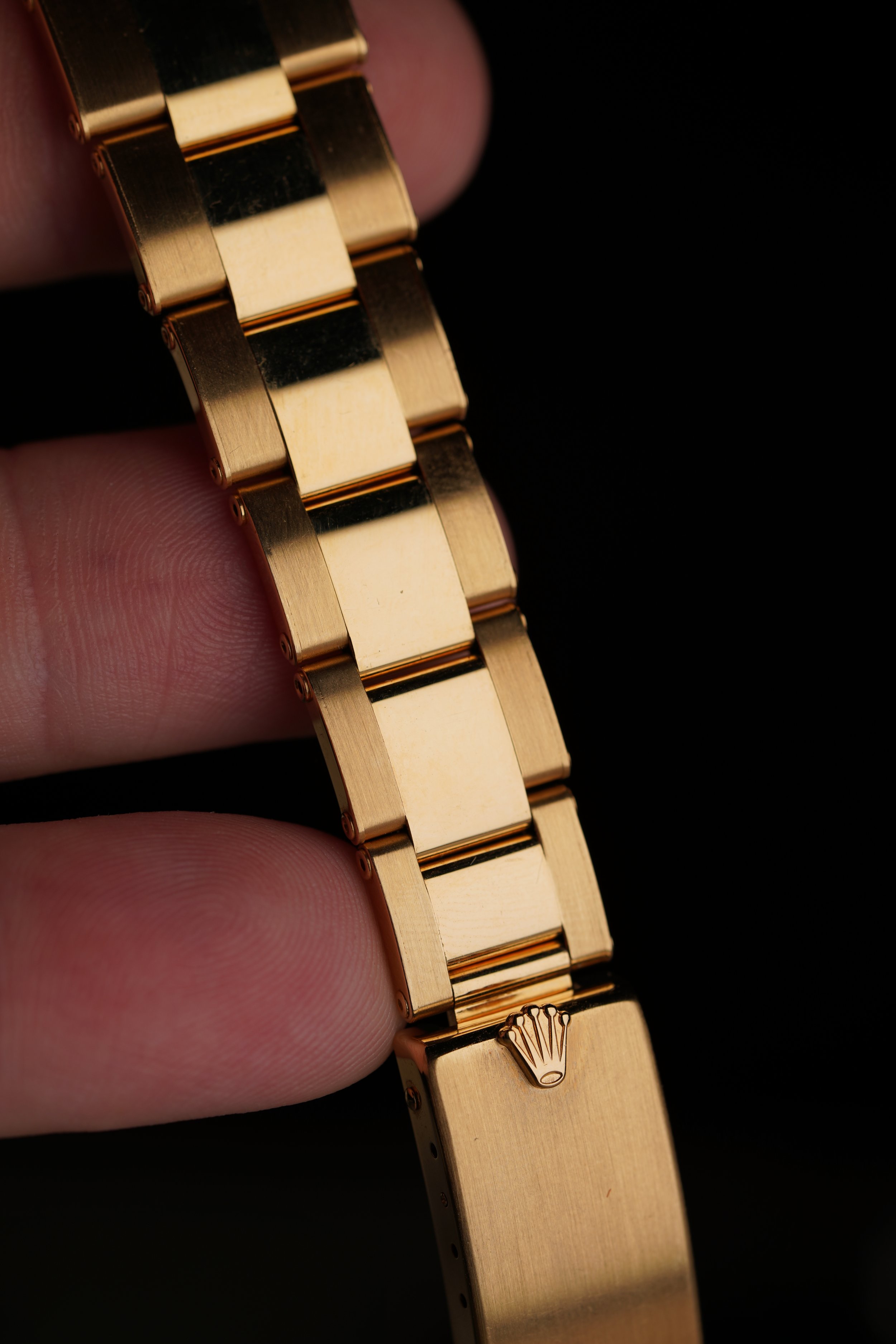 19mm NOS Rolex 18k 7205 Yellow Gold Rivet Bracelet 7.5 inches