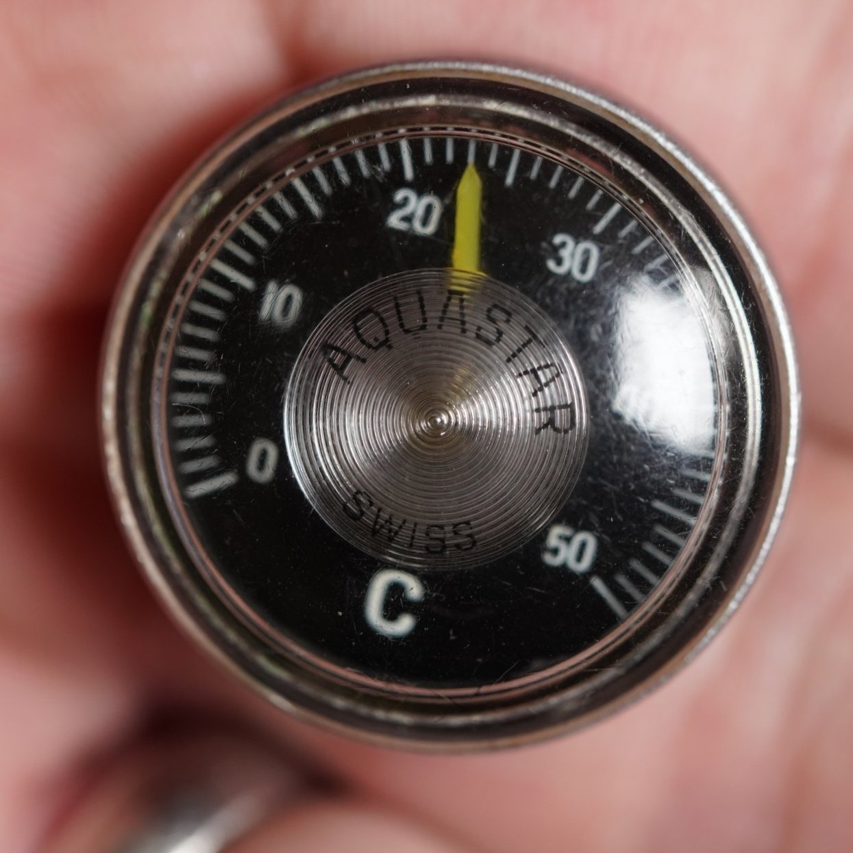 Aquastar Celsius Black Dive Gauge