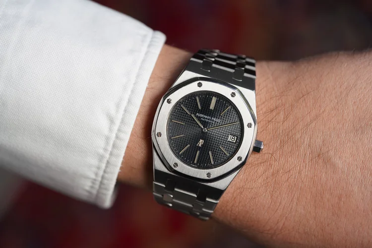 Audemars Piguet Royal Oak Reference 5402ST — Wind Vintage