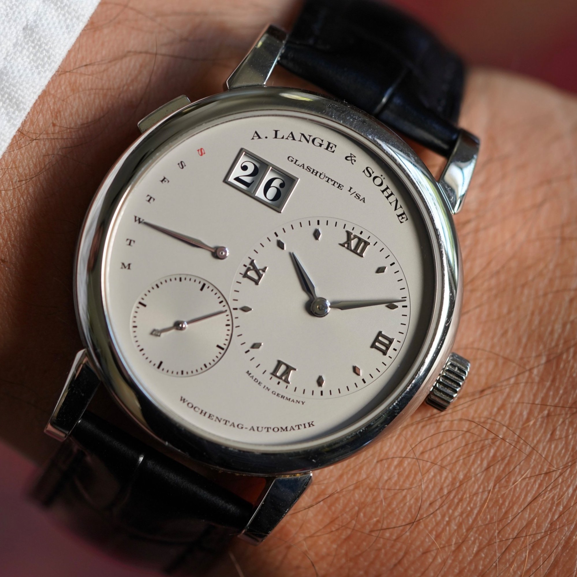 A. Lange &amp; Söhne LANGE 1 DAYMATIC Reference 320.025 in Platinum w/ Extract