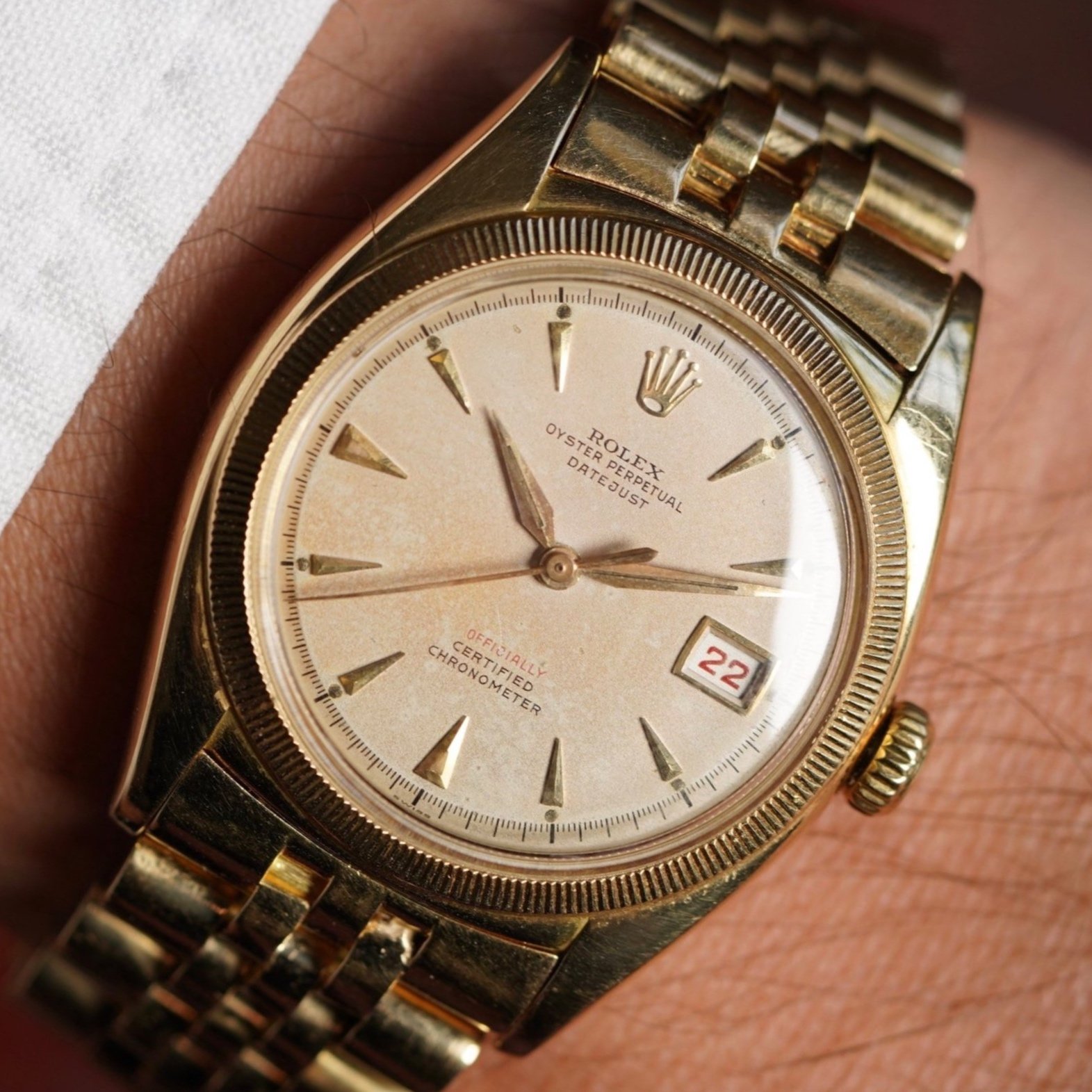 Rolex Datejust Reference 6105 in 18K Yellow Gold w/ Papers