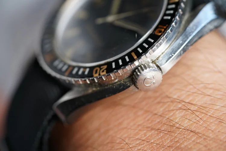 OMEGA Seamaster 300 Reference 165.024-64 — Wind Vintage