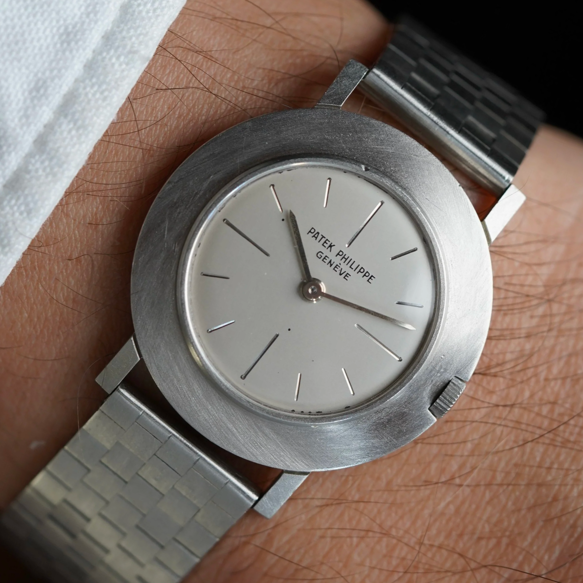 Patek Philippe Disco Volante Ref 2594 in Platinum on Original Bracelet with Extract Unpolished