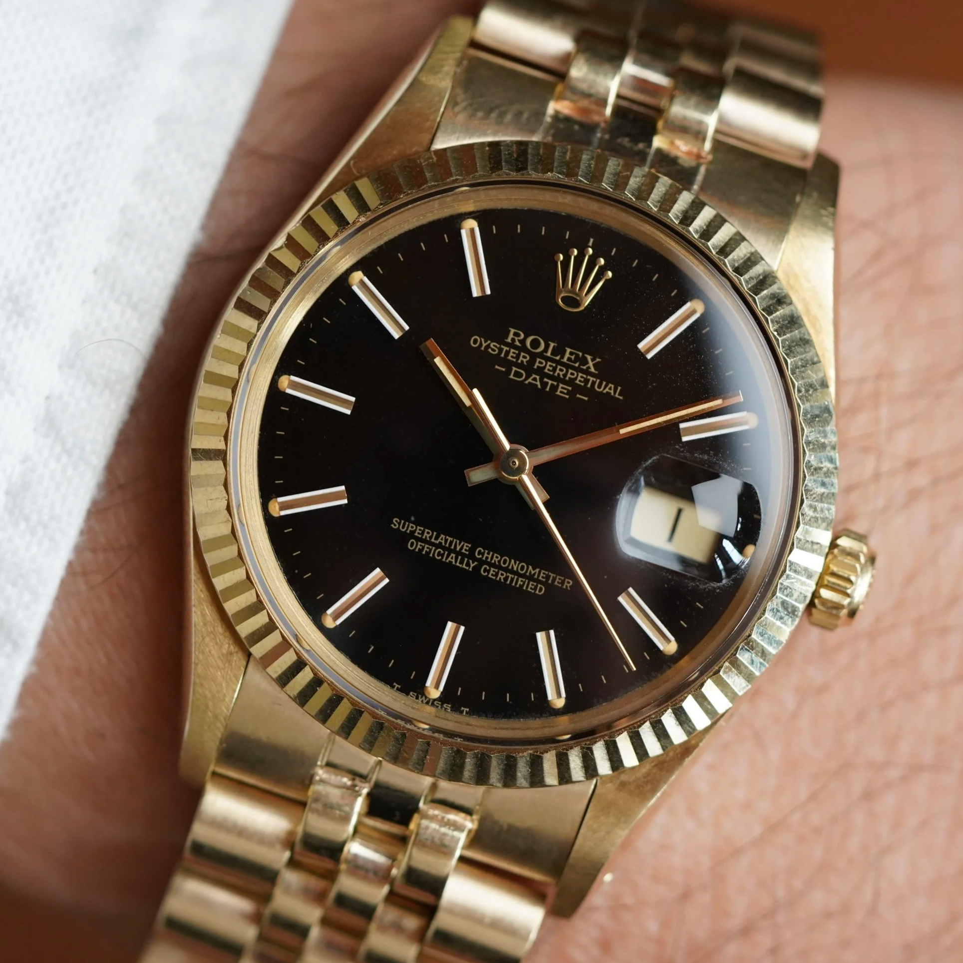 Rolex Black Dial Date Reference 15037 in 14K Yellow Gold Unpolished