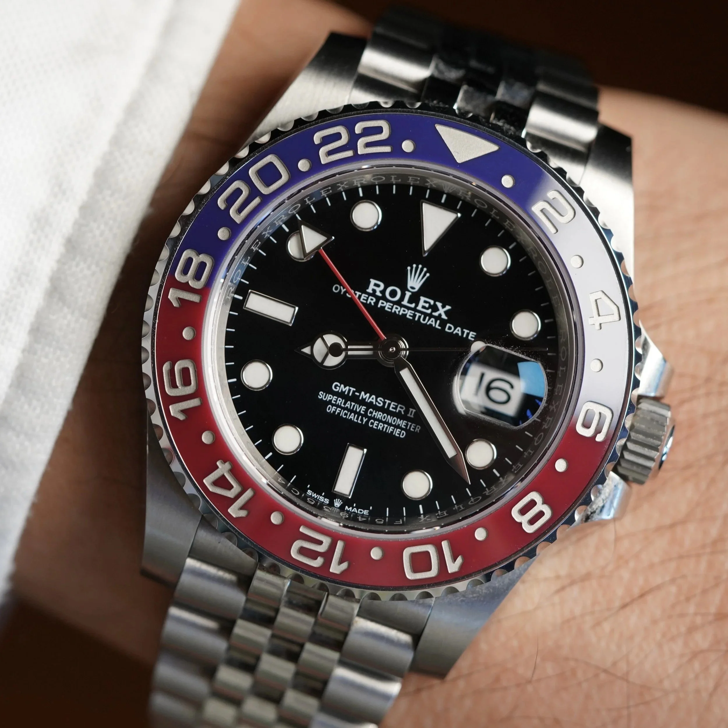 Rolex GMT-Master II Pepsi 126710BLRO on Jubilee Full Set Unpolished