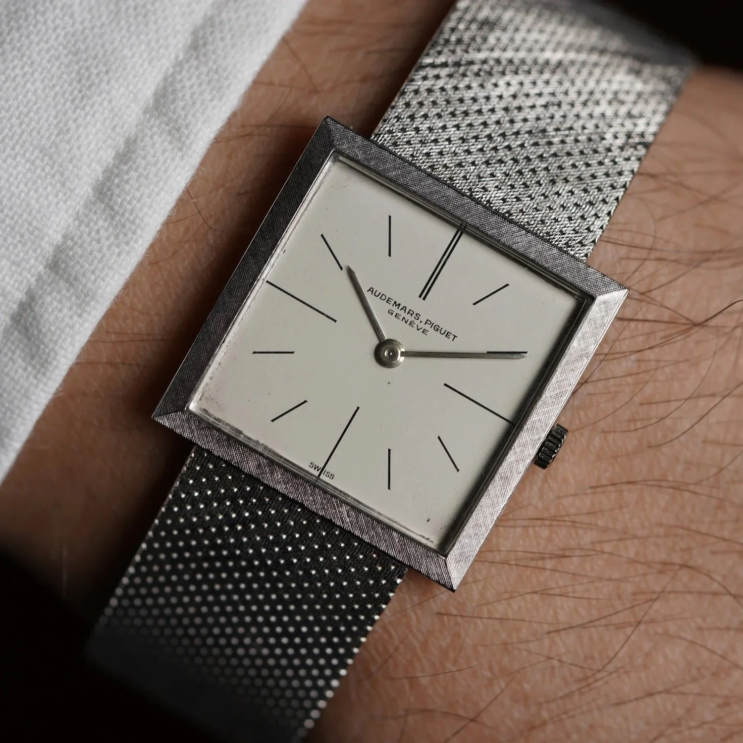 Audemars Piguet Integrated Bracelet In 18k White Gold Unpolished
