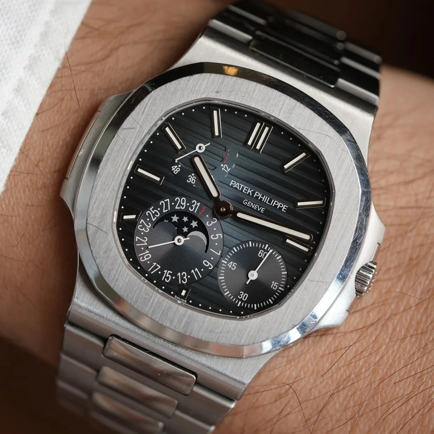 Patek Philippe Nautilus Reference 5712/1A-001 Full Set Unpolished