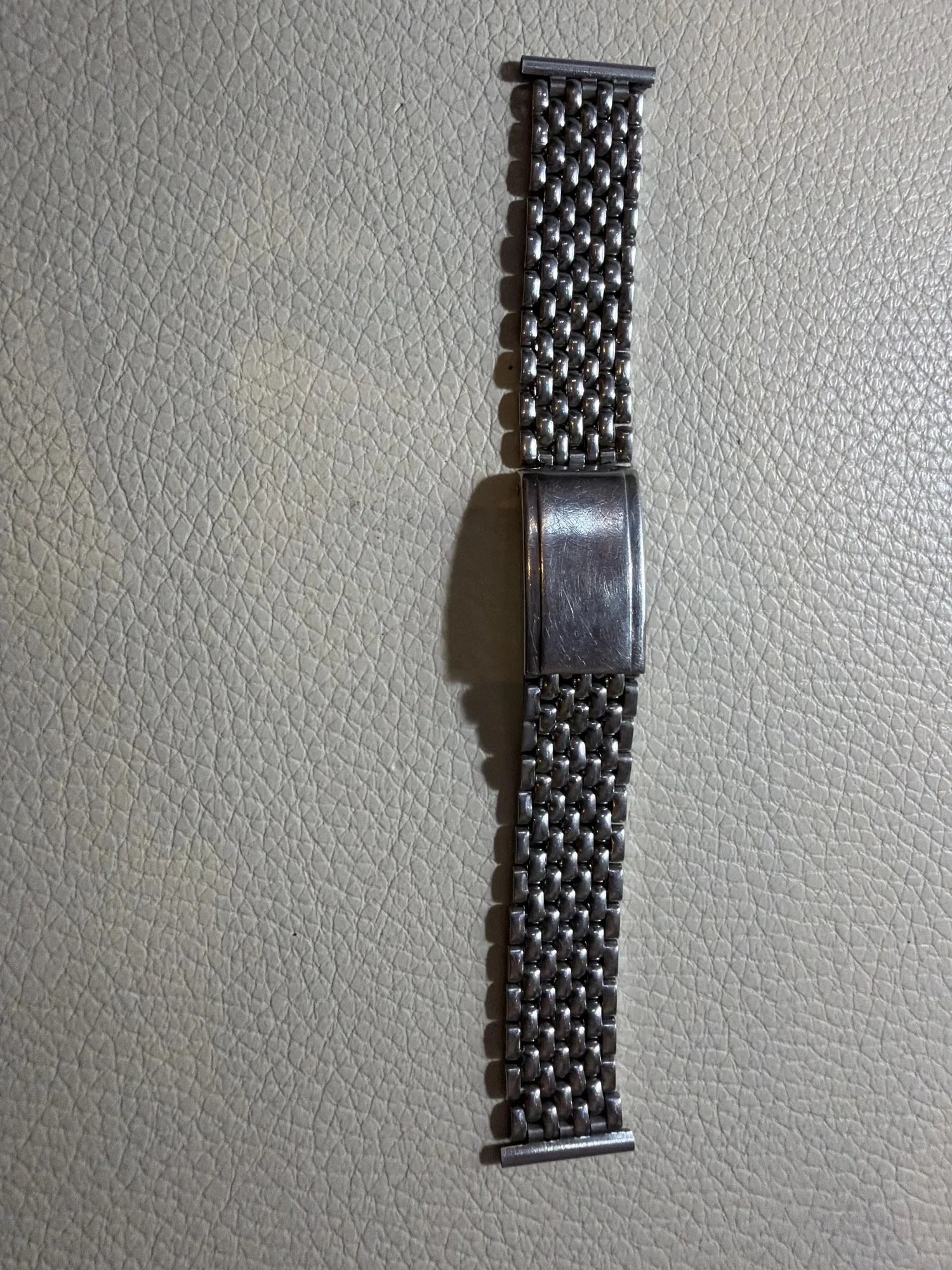 18mm Gay Frères Beads of Rice Bracelet 6 inches 1954