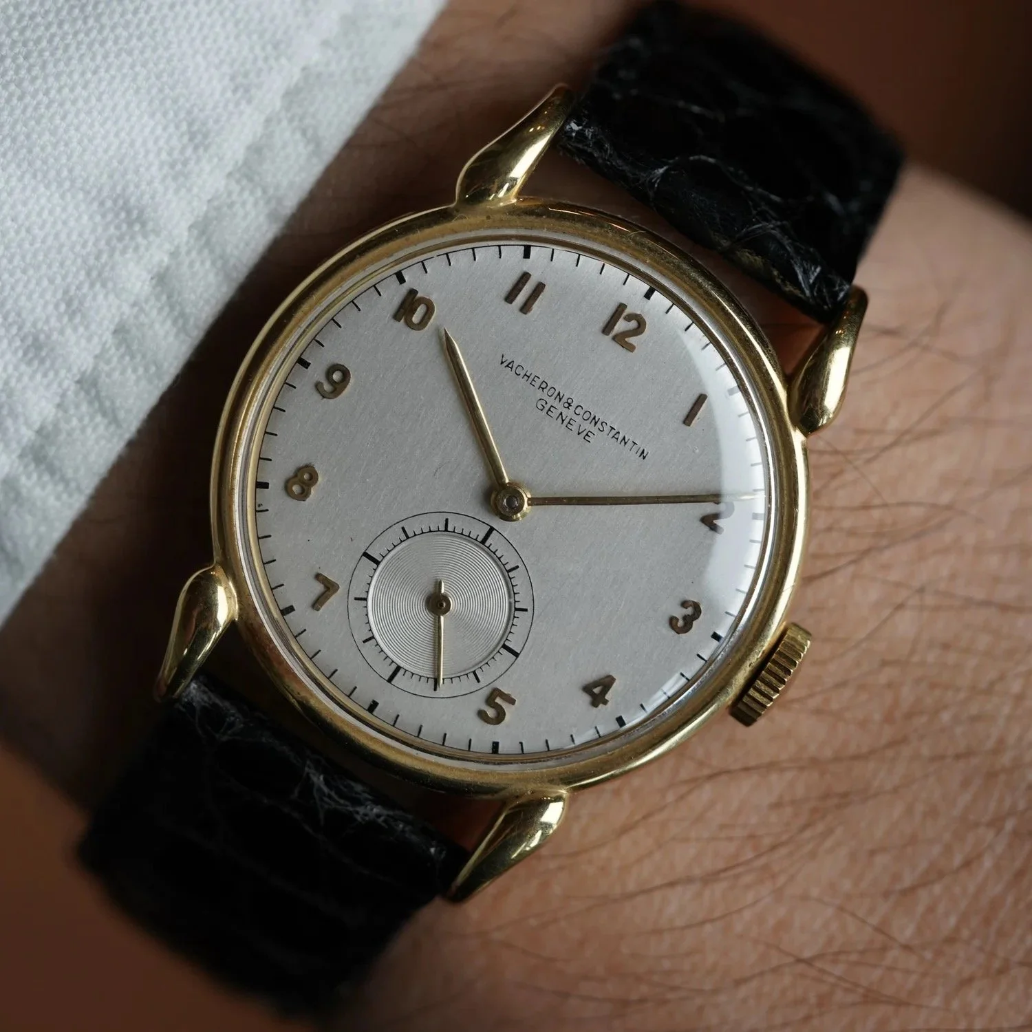 Vacheron &amp; Constantin Horn Lugs in 18k Yellow Gold