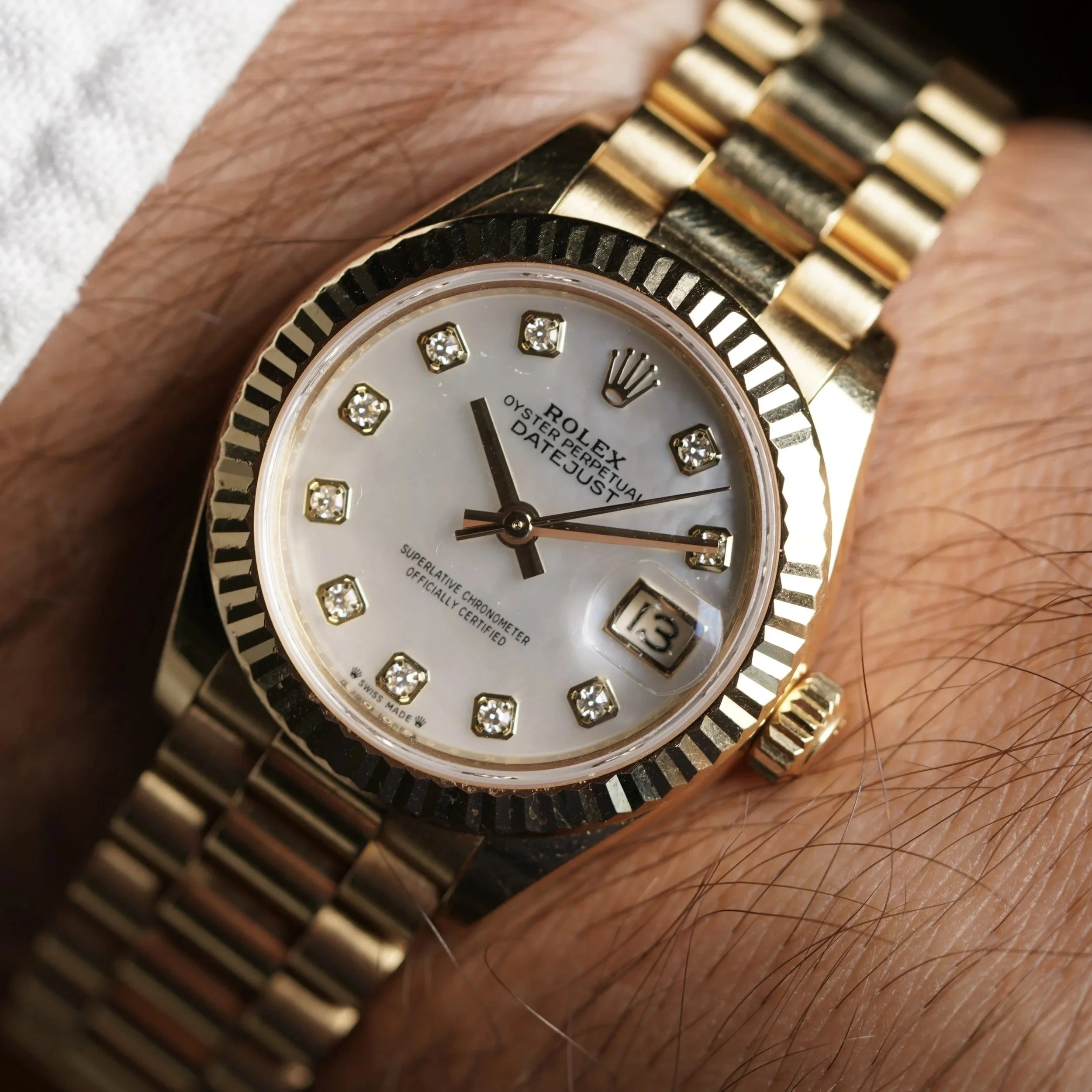 Rolex Lady Datejust 279178 in 18k Yellow Gold MOP Dial w/ Box and Papers Unpolished