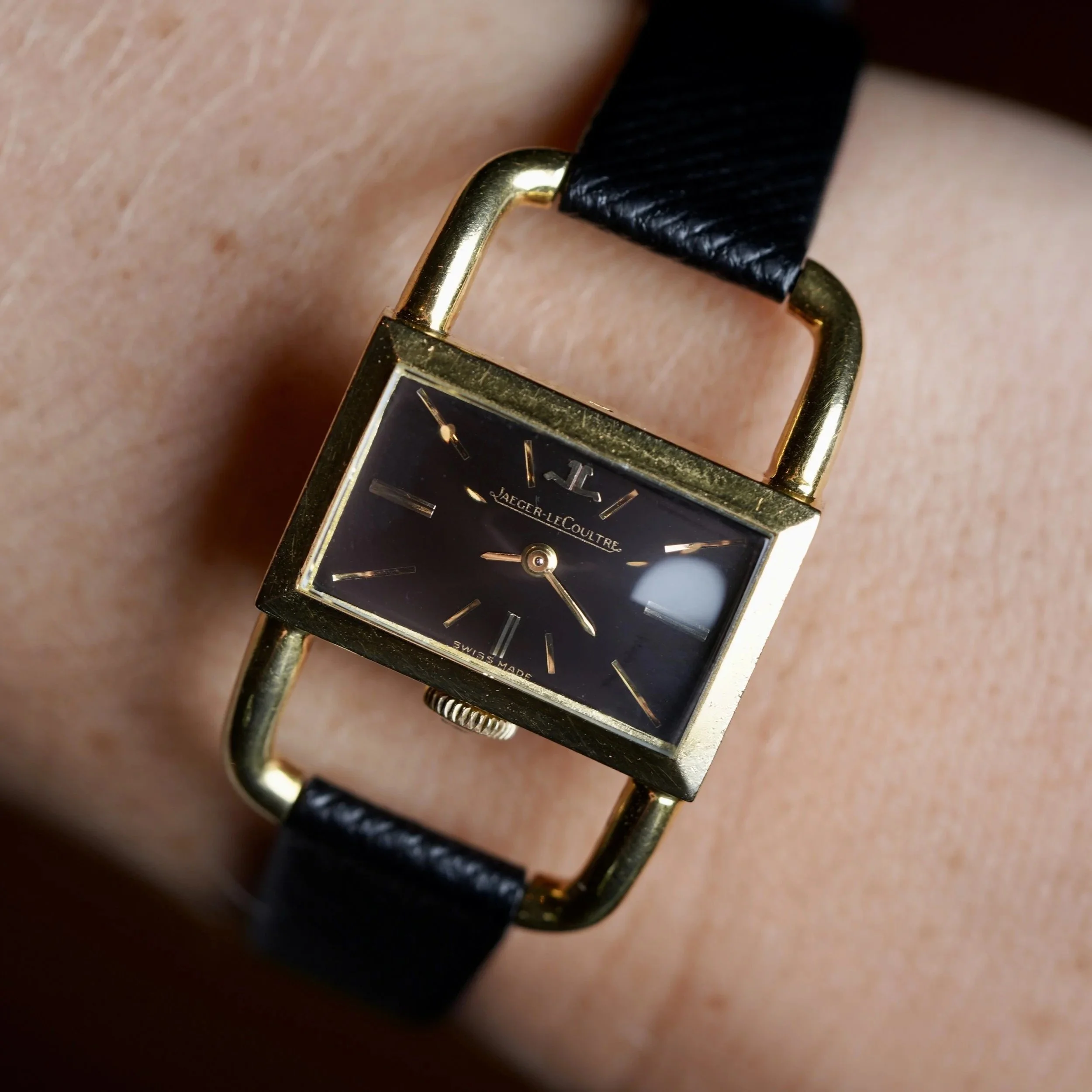 Jaeger-LeCoultre Etrier in 18k YG Unpolished
