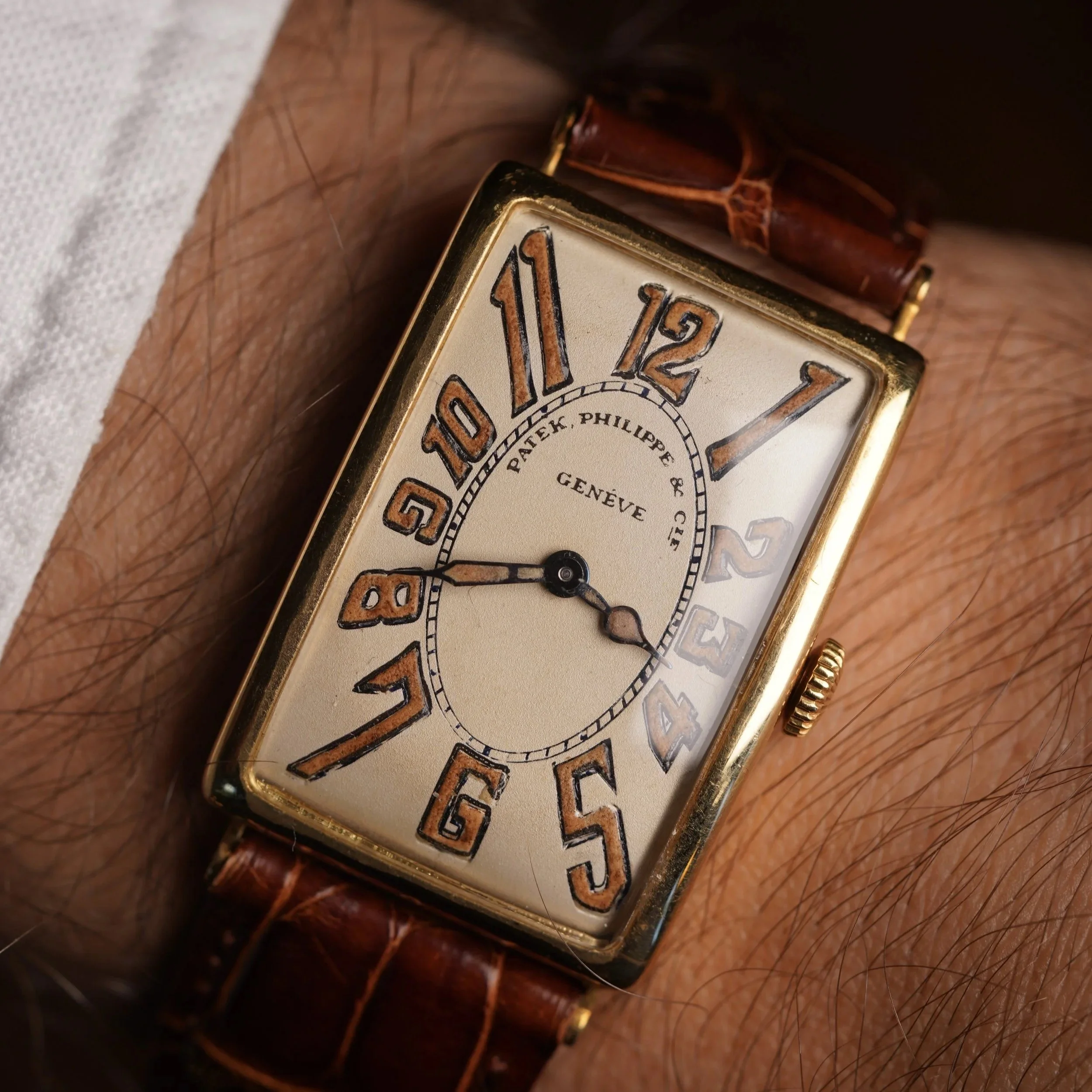 Patek Philippe Exploding Numerals Wristwatch in 18k Yellow Gold w/ Extract