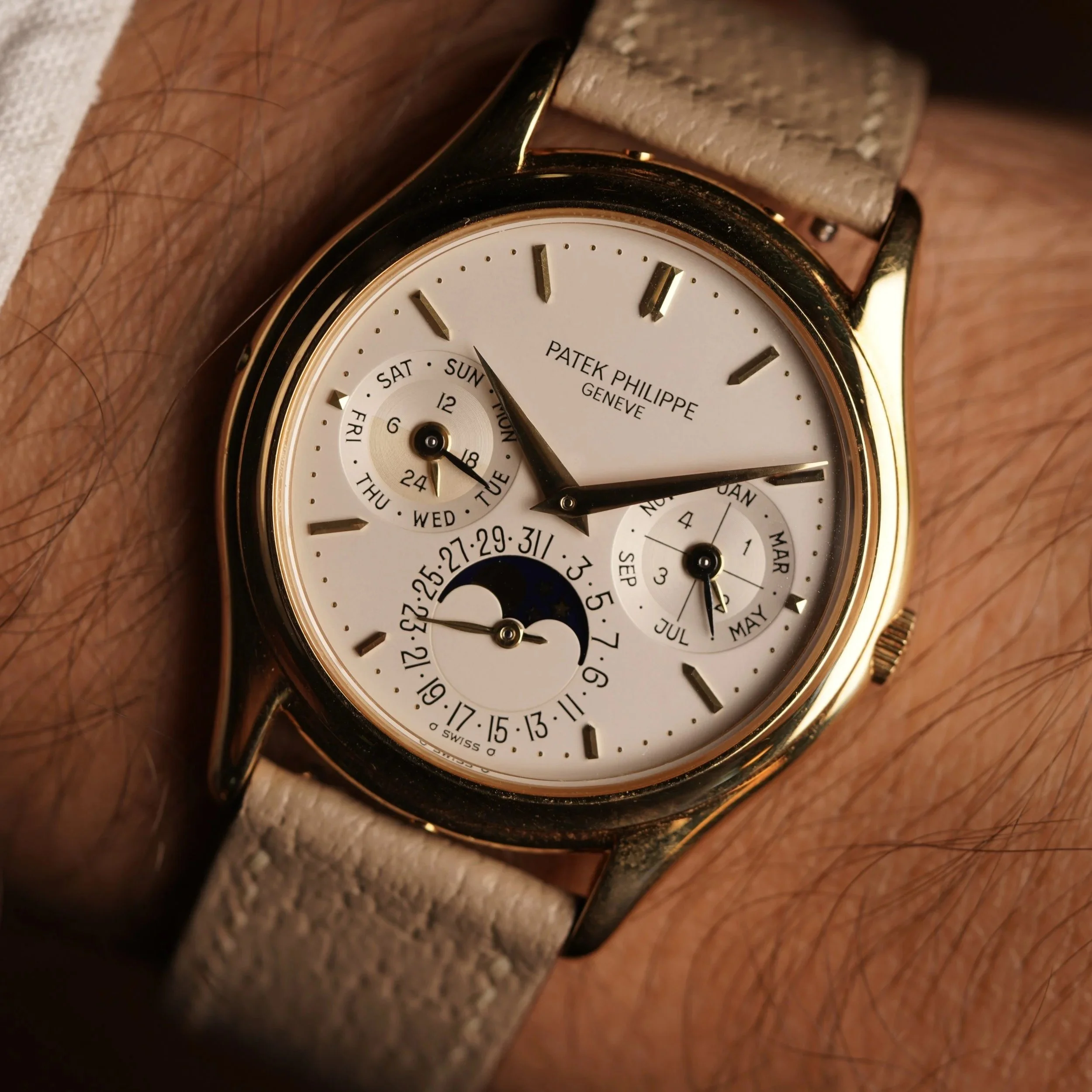 Patek Philippe Ref. 3940J 2nd Series Dial in 18K YG w/ Extract