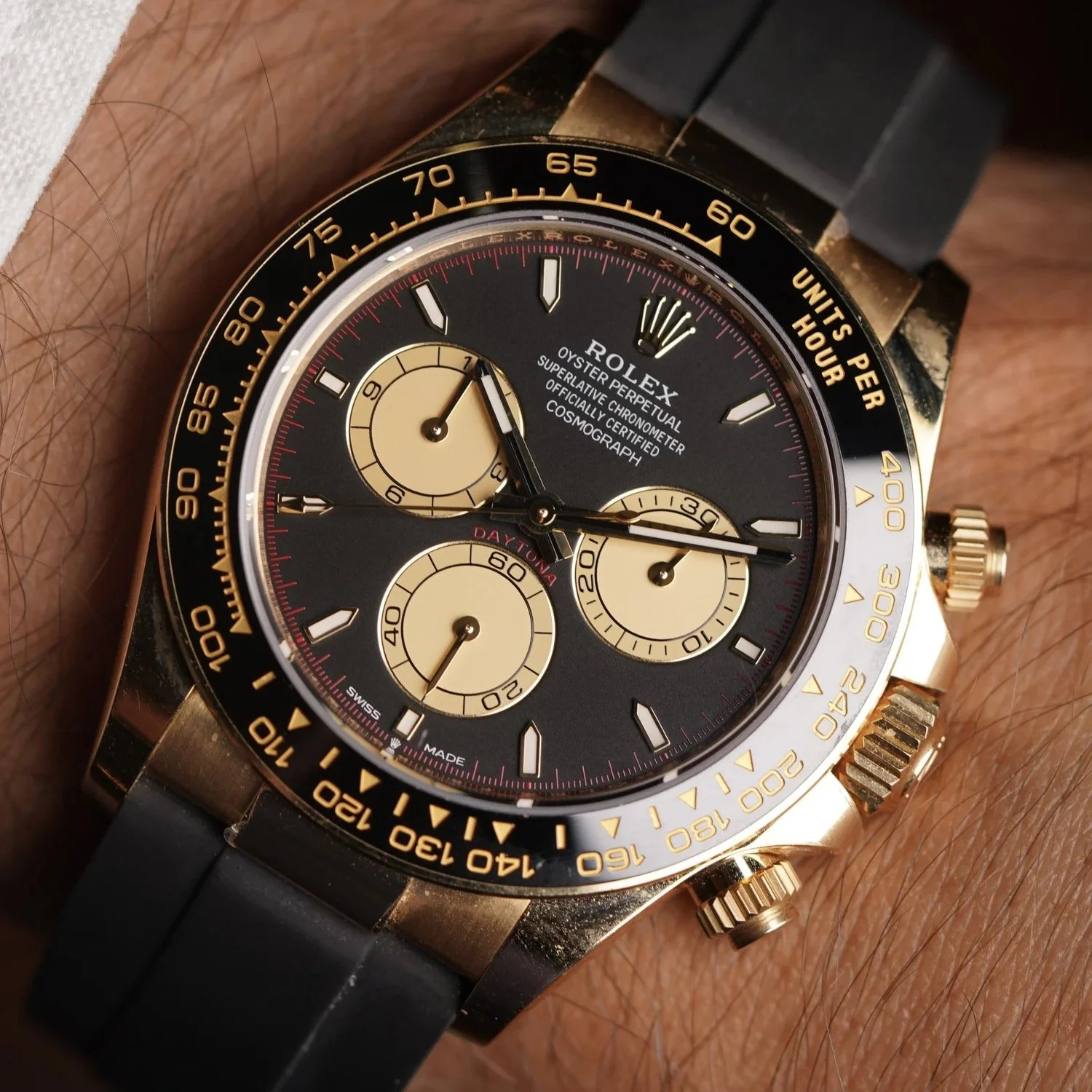 Rolex Paul Newman Dial Daytona Ref. 126518LN in 18k YG Full Set Unpolished
