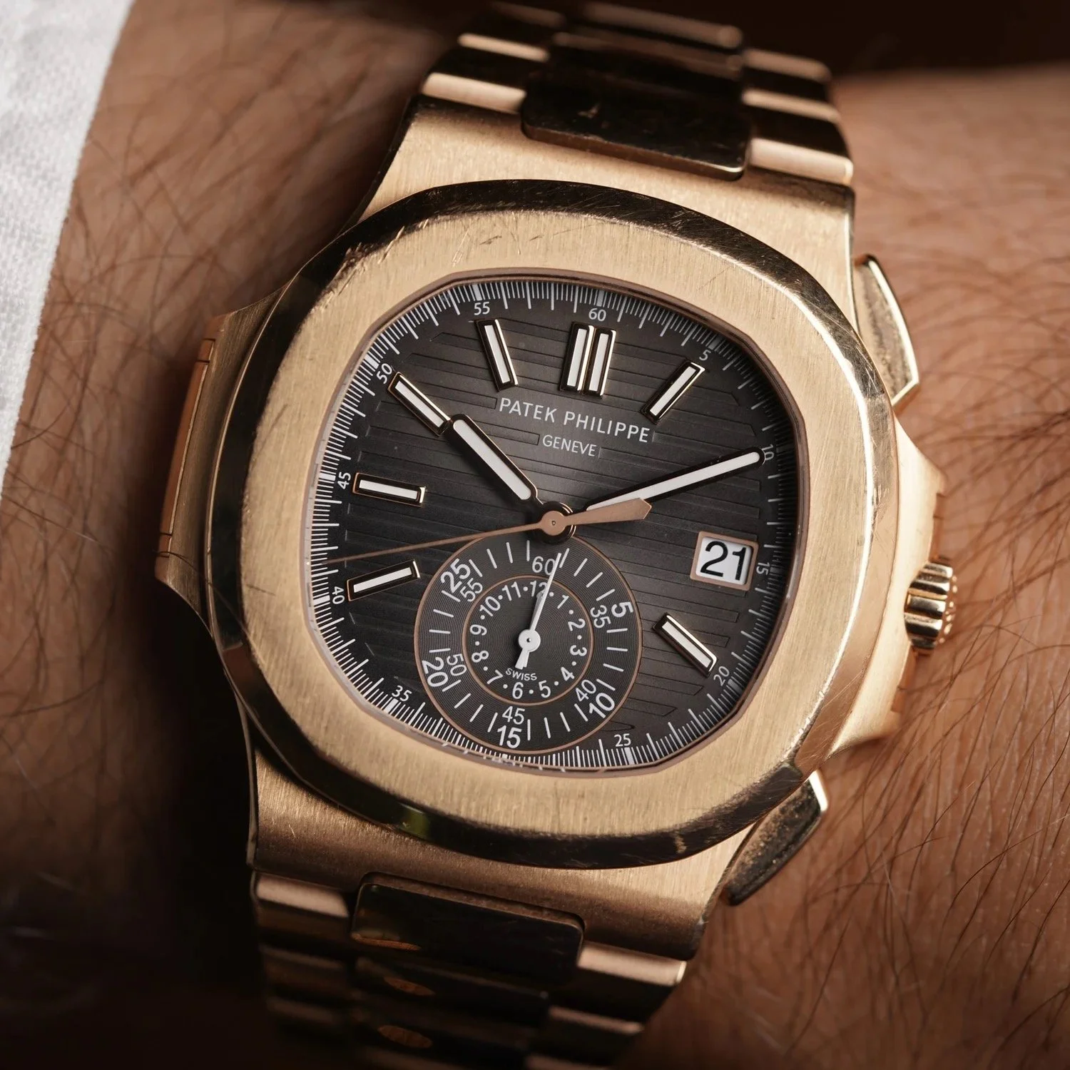 Patek Philippe Reference 5980/1R-001 in 18K Rose Gold Full Set Unpolished