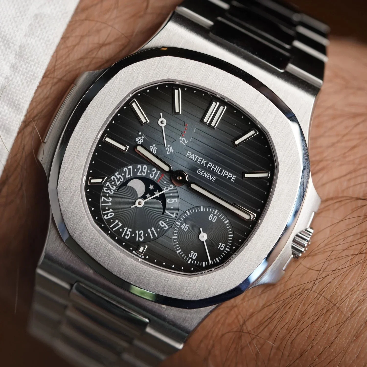 Patek Philippe Nautilus Reference 5712/1A-001 Unpolished Full Set
