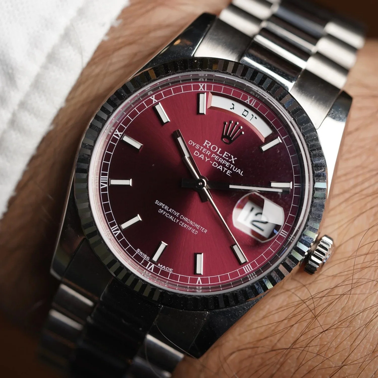 Rolex Hebrew Red Dial Day-Date Reference 118239 in 18K White Gold w/ Papers &amp; RSC Card