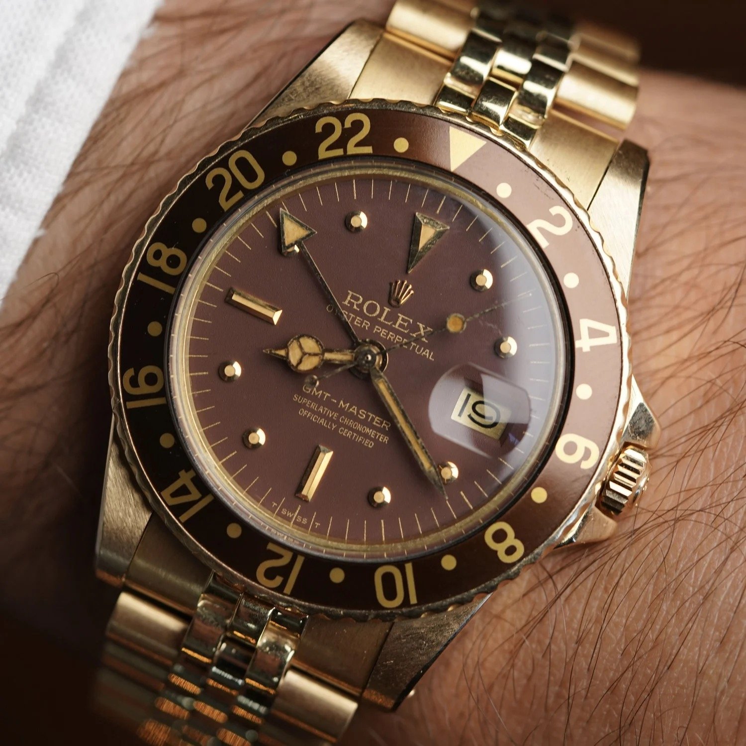 Rolex GMT-Master Reference 1675 in 18K YG