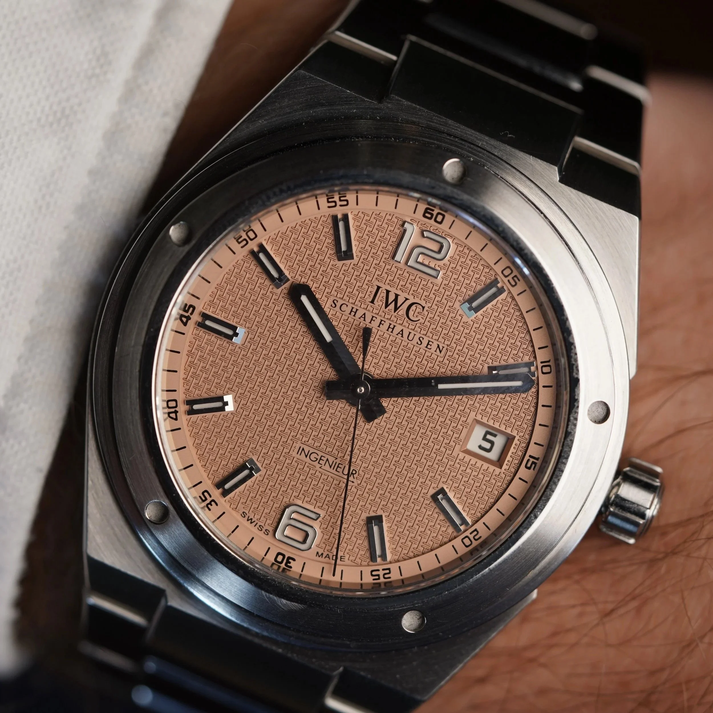 IWC Salmon Dial Ingenieur Reference IW322711 Limited Edition w/ Service Box