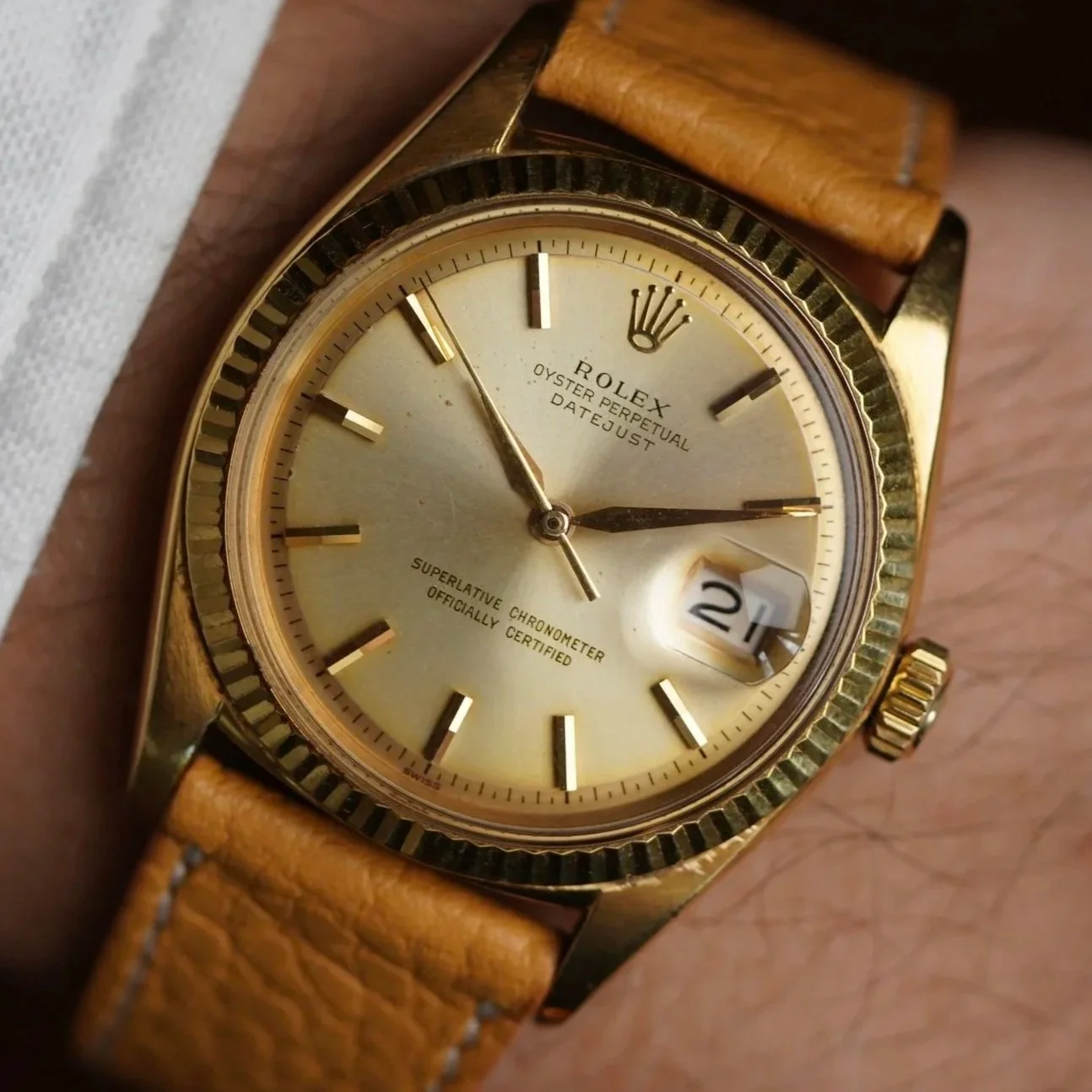 Rolex Non-Luminous Datejust Ref. 1601 in 18k Yellow Gold Unpolished