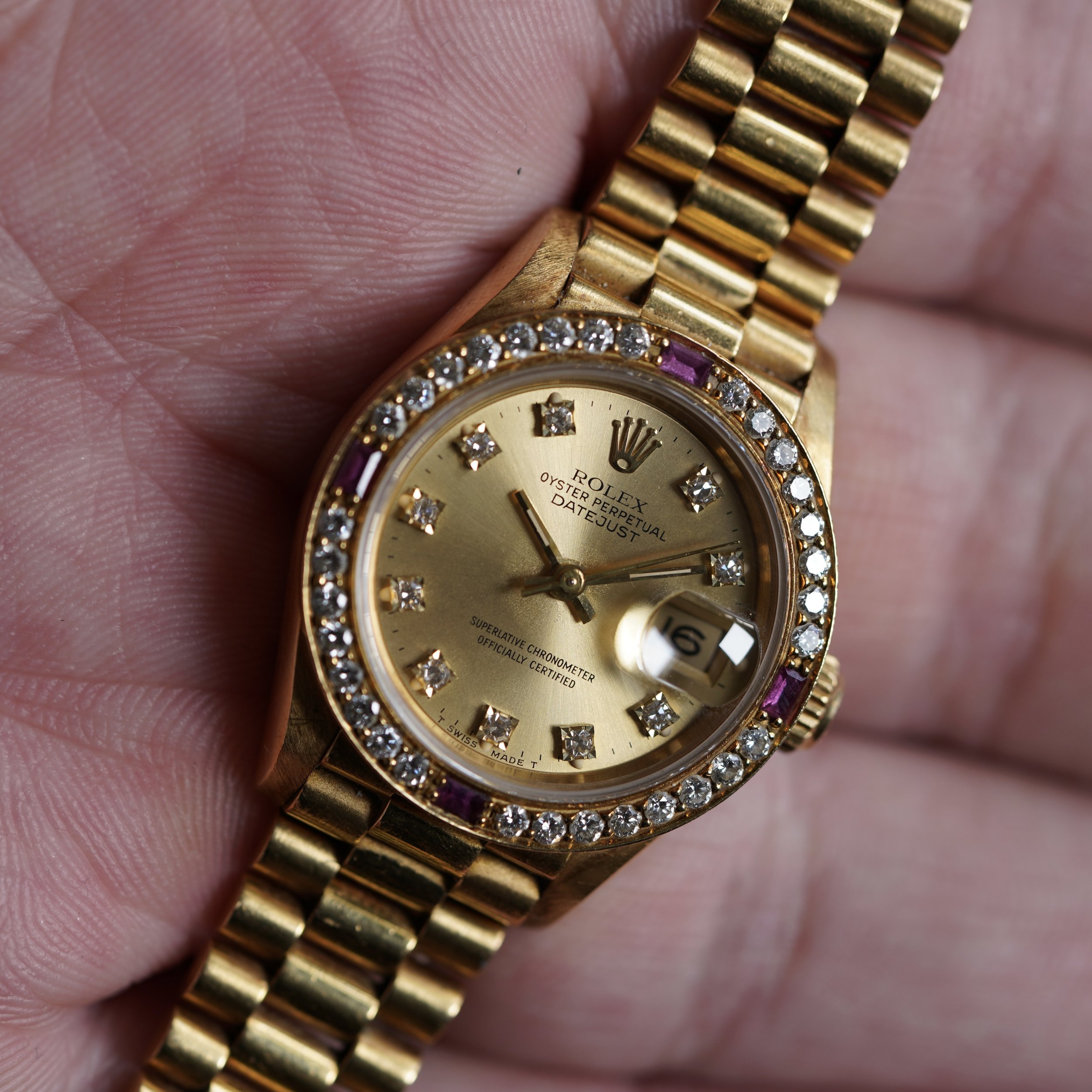 Lady datejust gold outlet