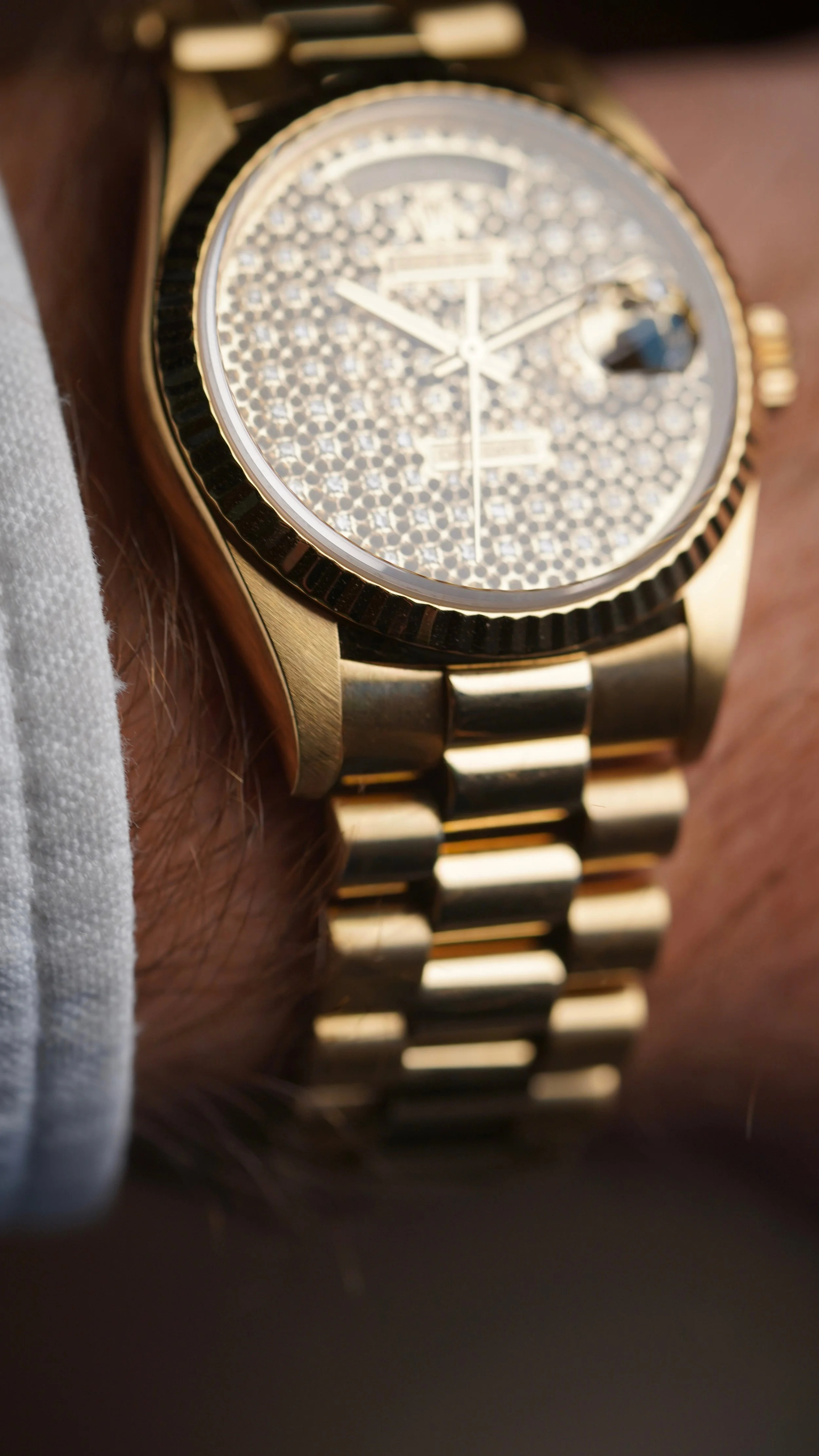 Rolex Honeycomb Diamond Dial Day-Date Reference 18238 in 18K YG w