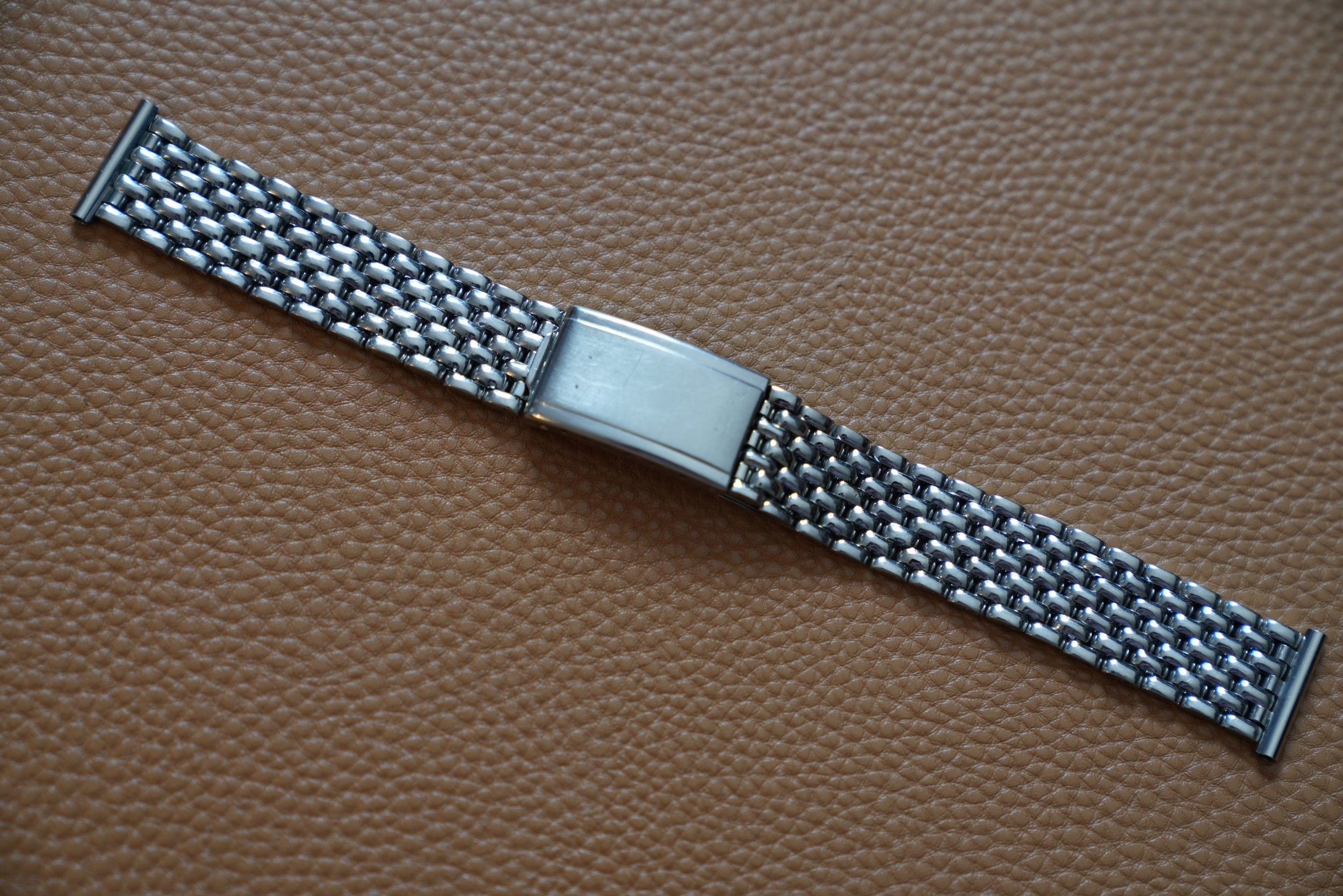 Geckota Sea-Hunter Premium Beads Of Rice Bracelet