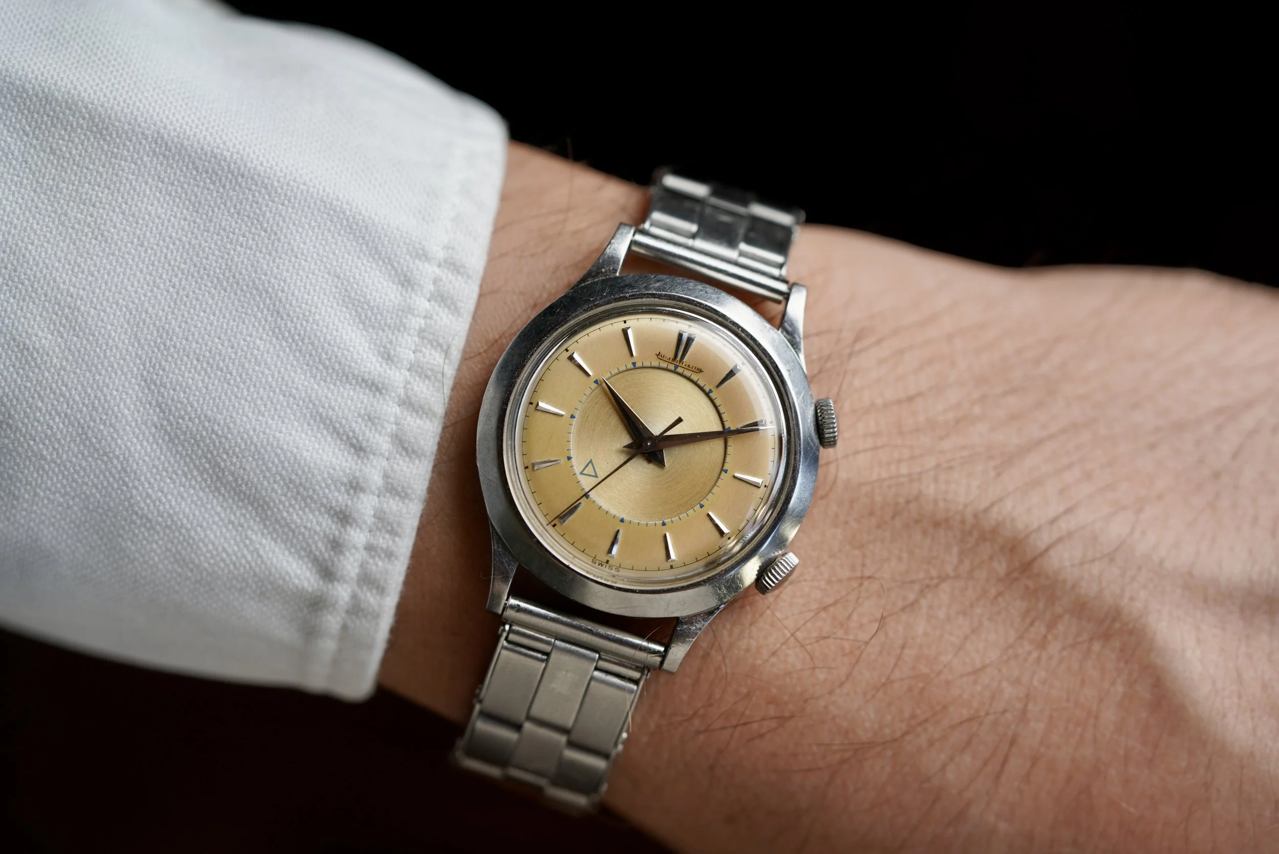 Collectors Guide: The Jaeger-LeCoultre Memovox Reference E 850