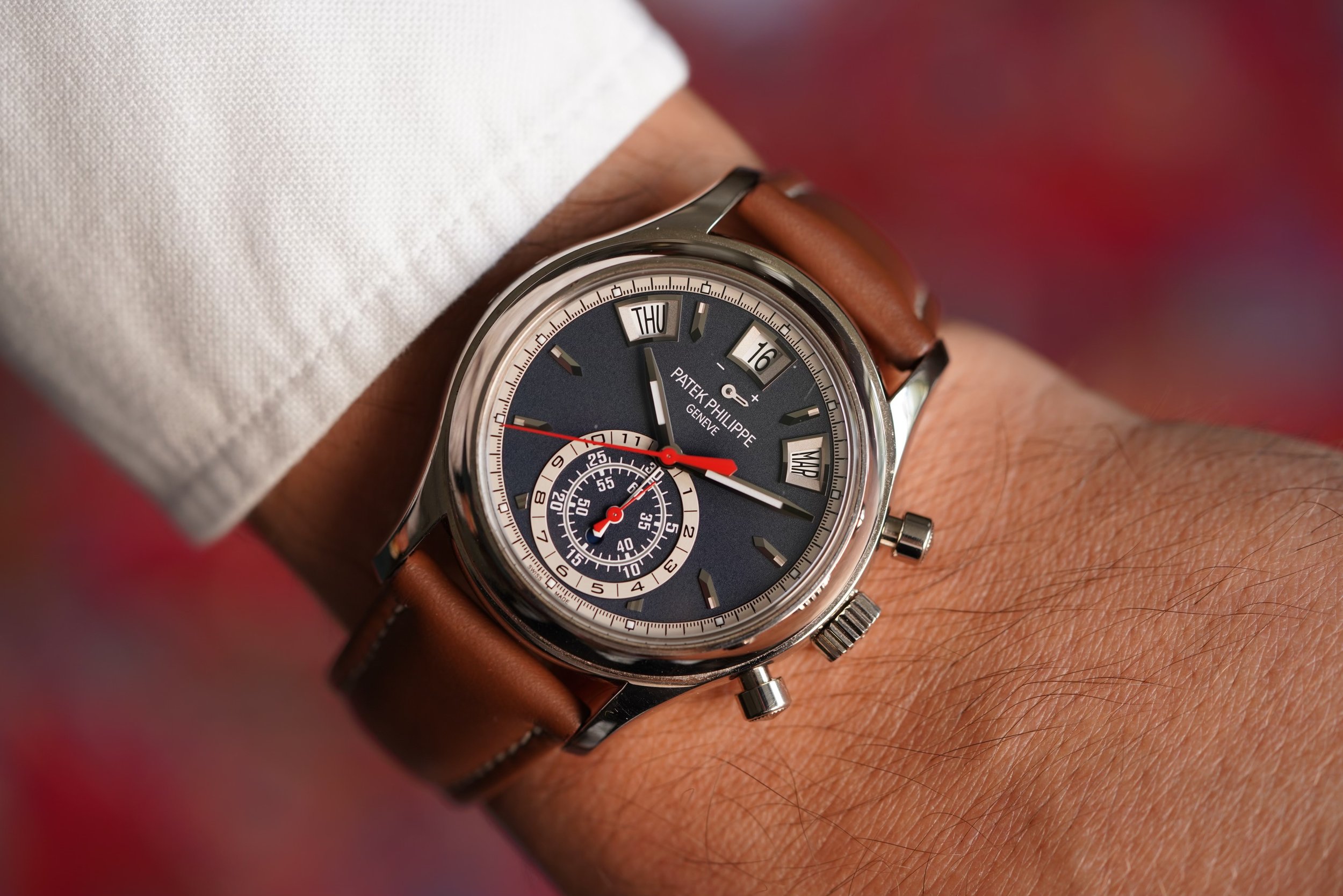 Patek Philippe Reference 5960G Full Set — Wind Vintage Patek Philippe Reference 5960G Full Set — Wind Vintage