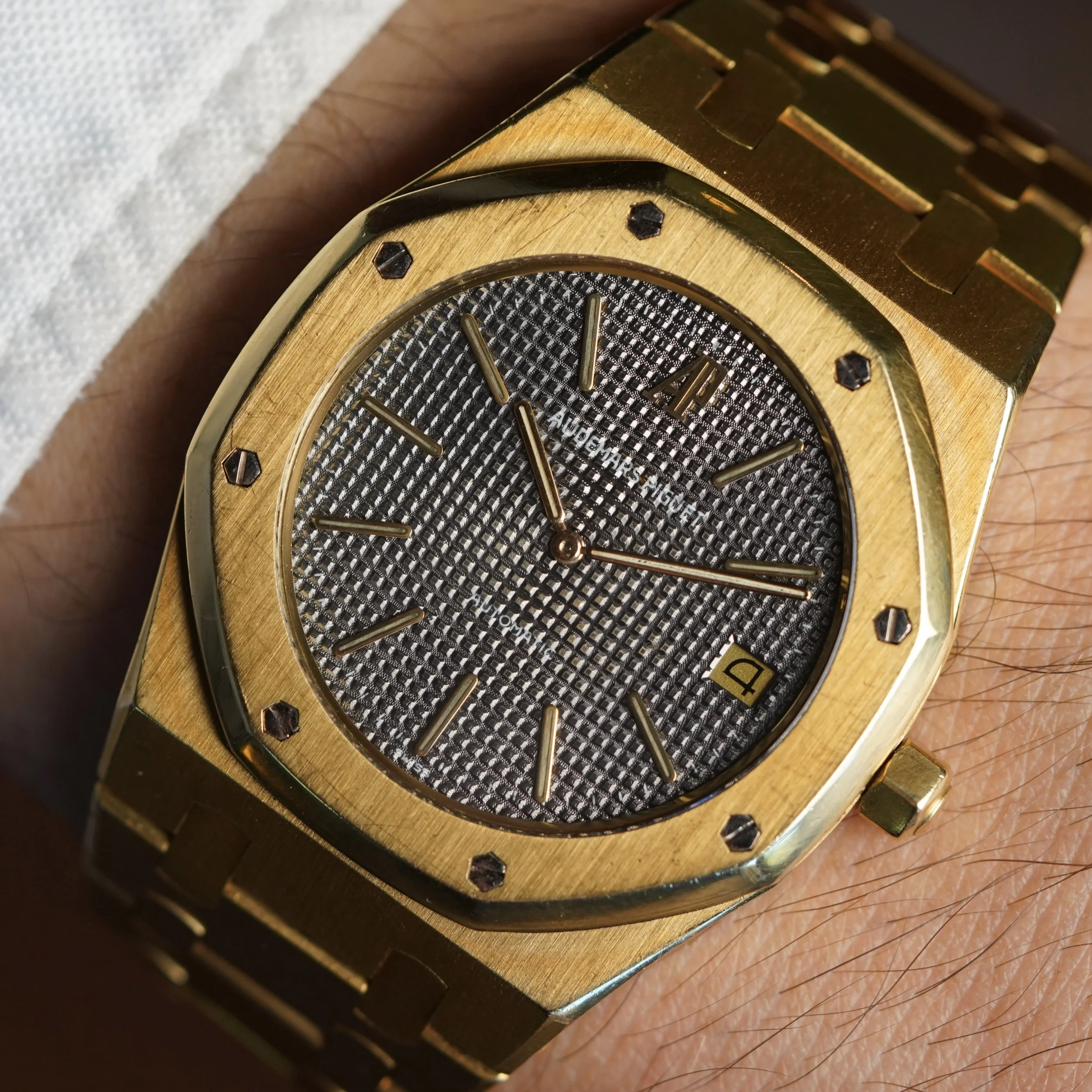 Audemars Piguet Royal Oak Reference 5402BA in 18K Yellow Gold
