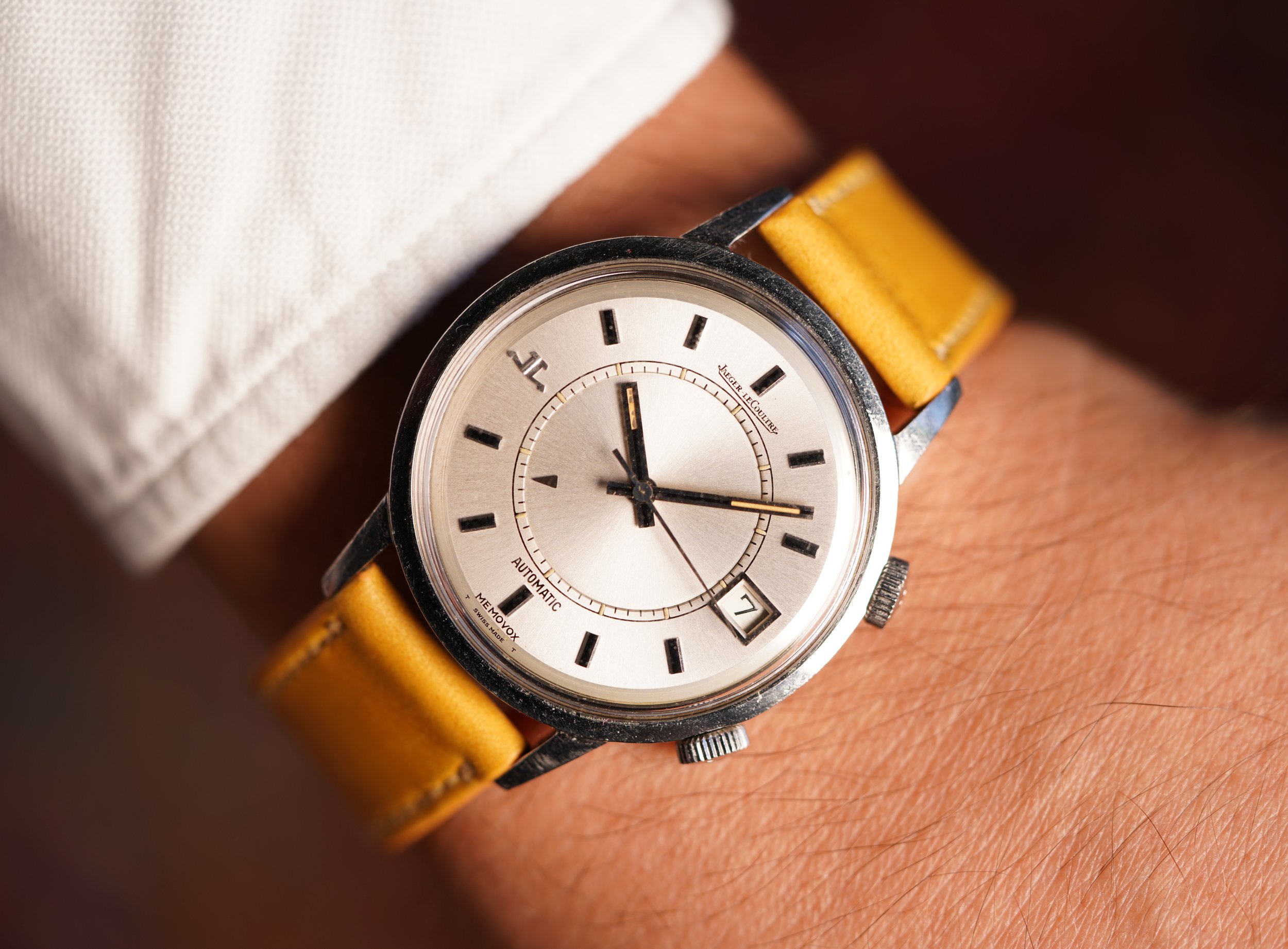 the eclecticum - Novelty 2021: Louis Vuitton ´Tambour Carpe Diem`: a highly  complicated jacquemart watch which mysteriously shows the time - on demand  of the wearer, only: push the button on the