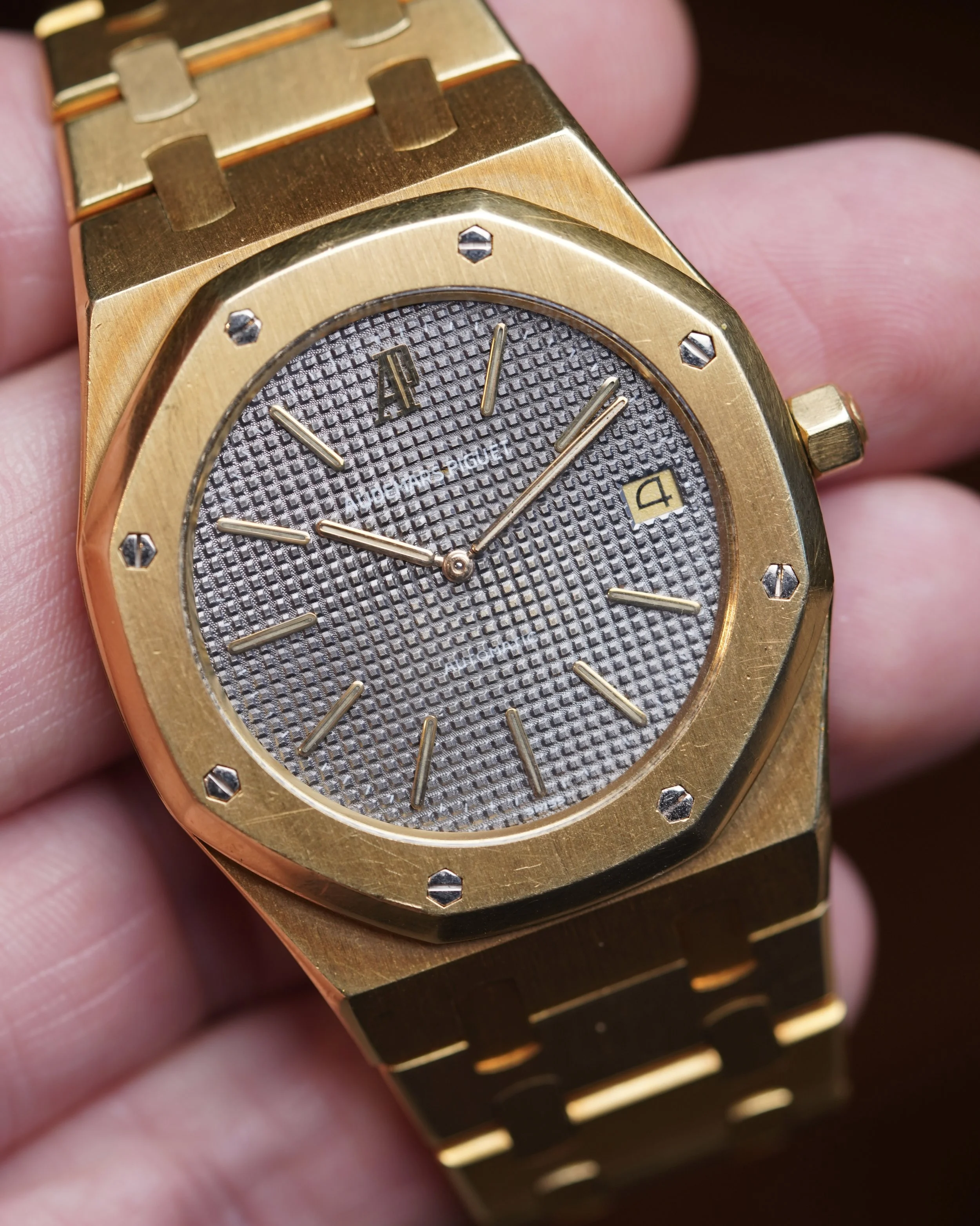 Audemars Piguet Royal Oak Reference 5402BA in 18K Yellow Gold