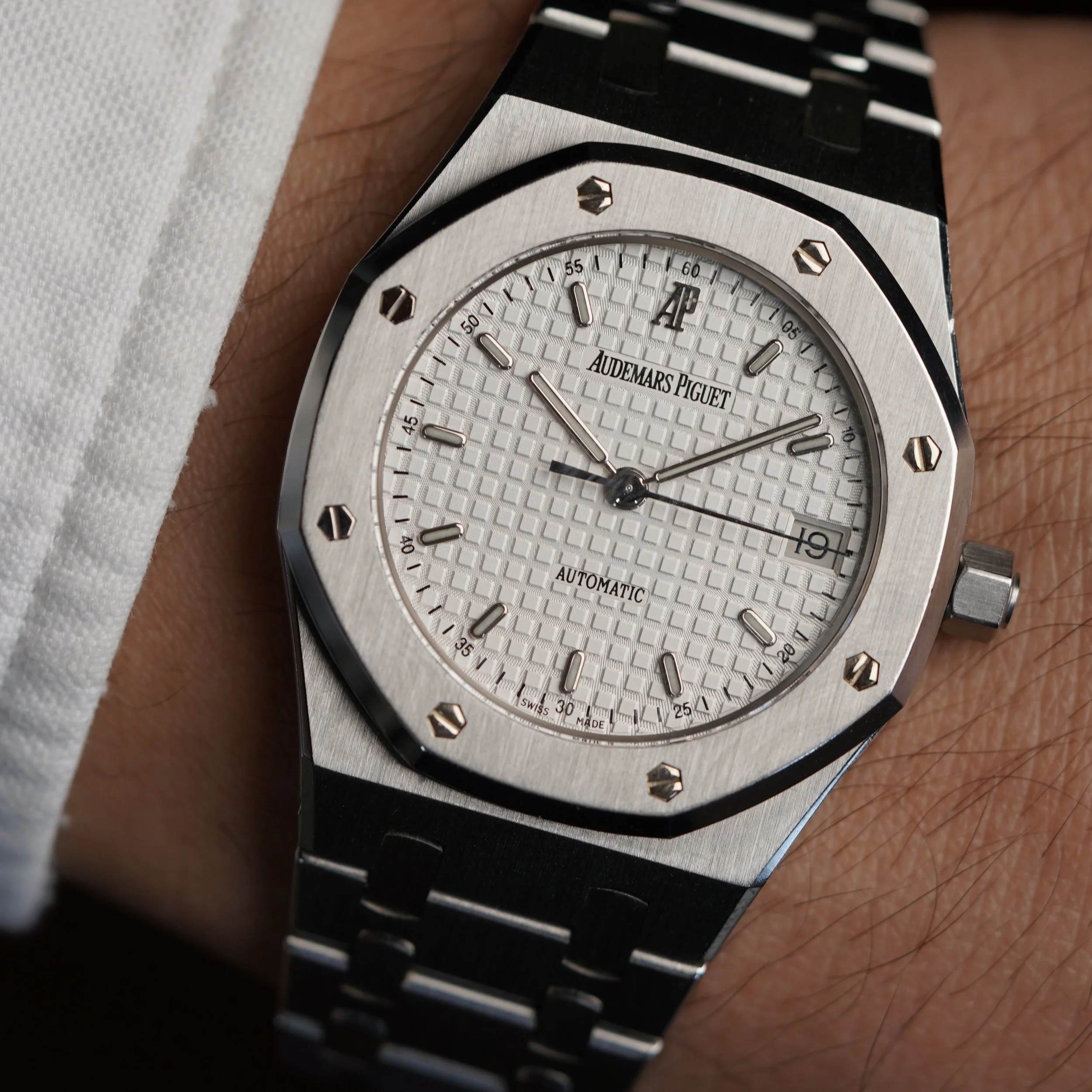 Audemars Piguet Reference 14790ST w/ White Dial