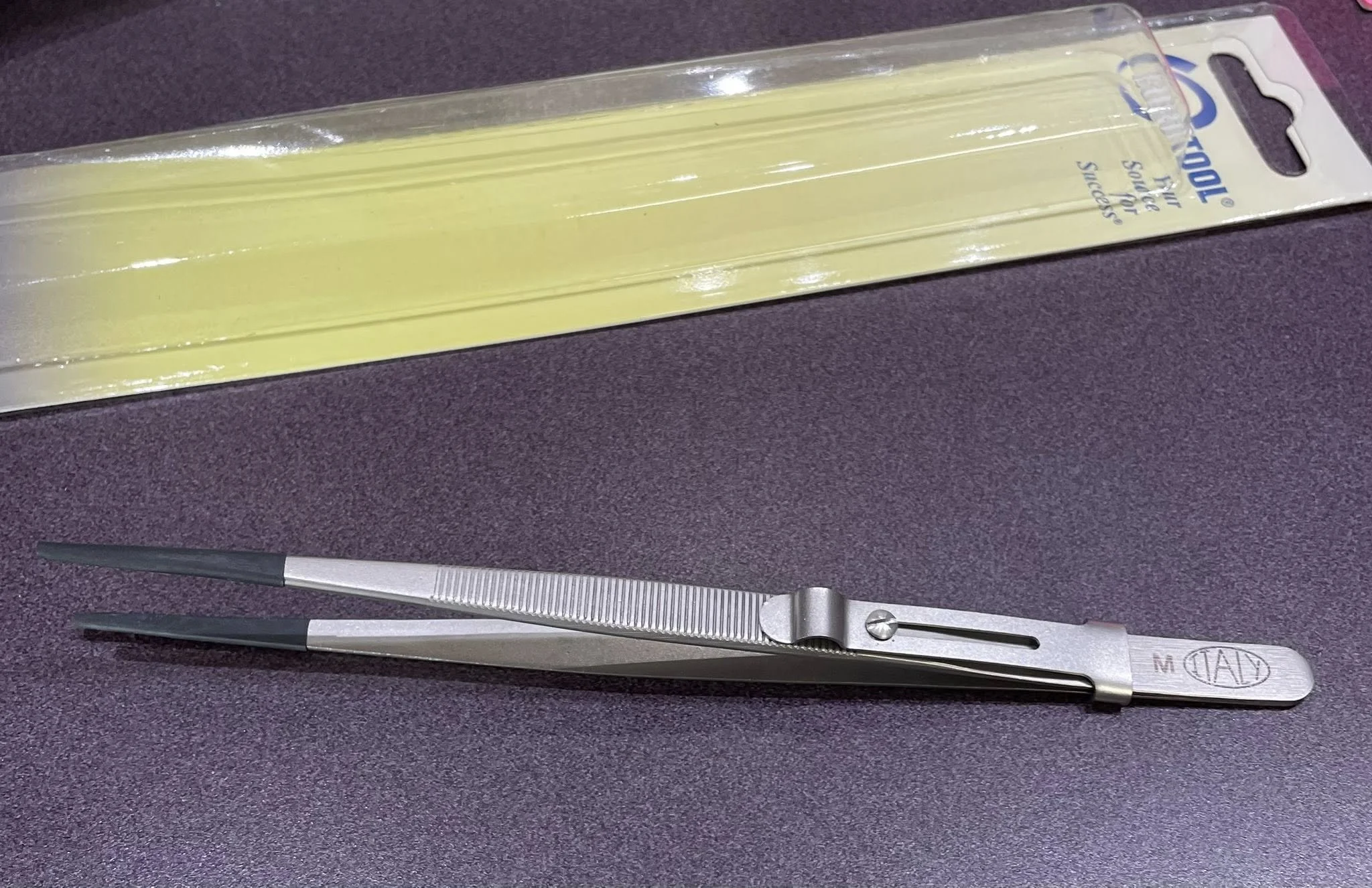 rubber tweezers1.jpg