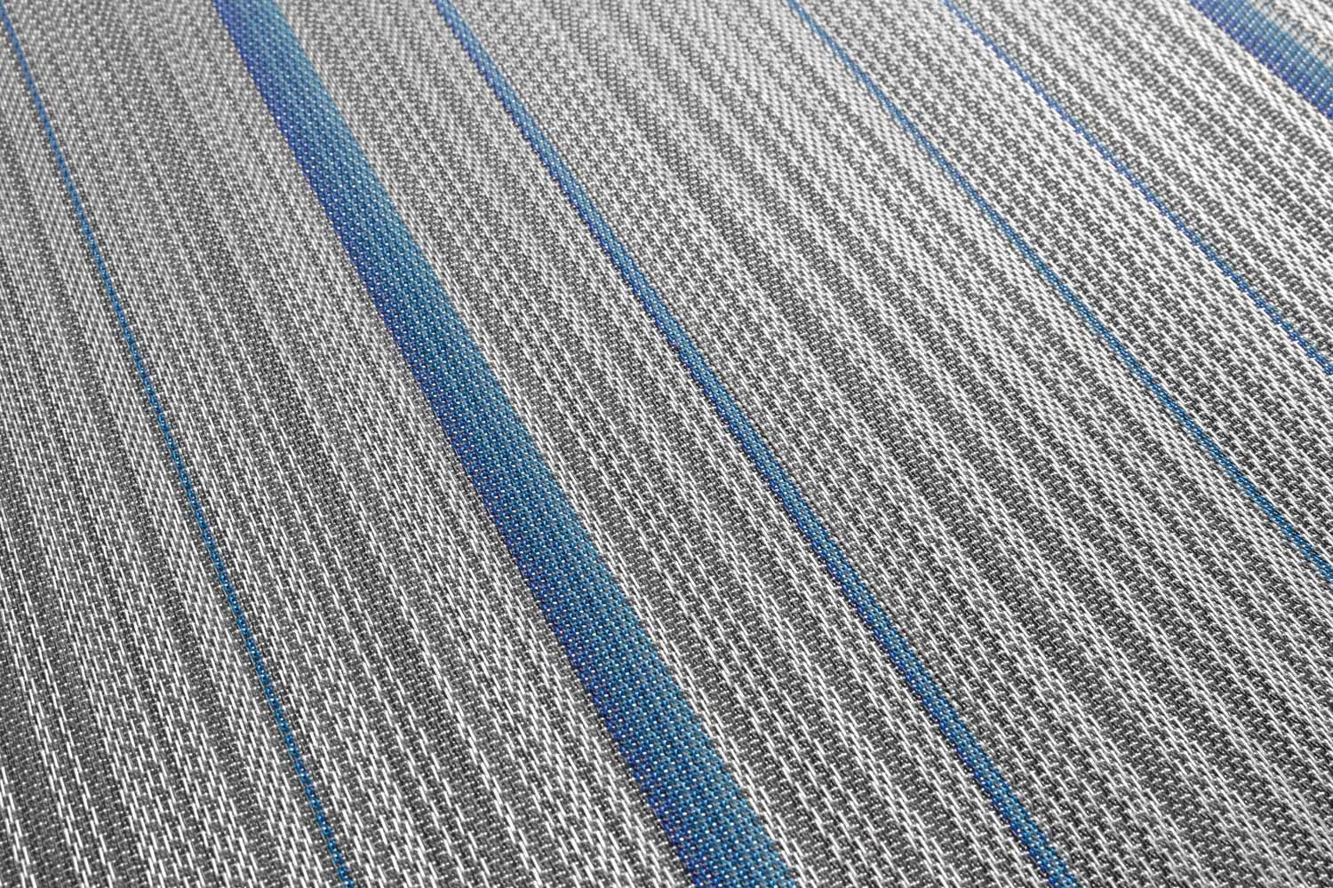 Diamond_Bleu_Angle_View (1).jpg